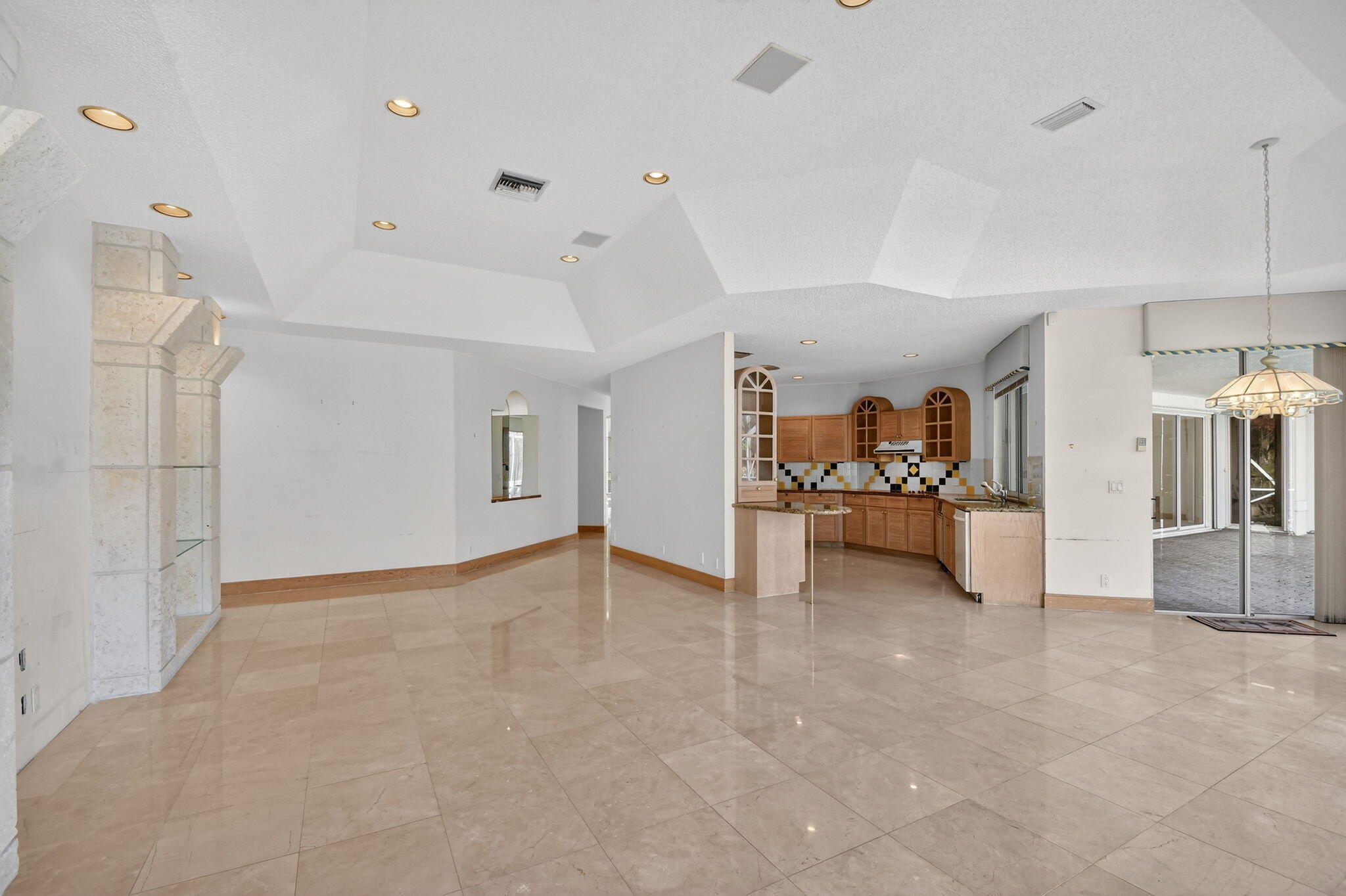1711 Breakers West, West Palm Beach FL 33411