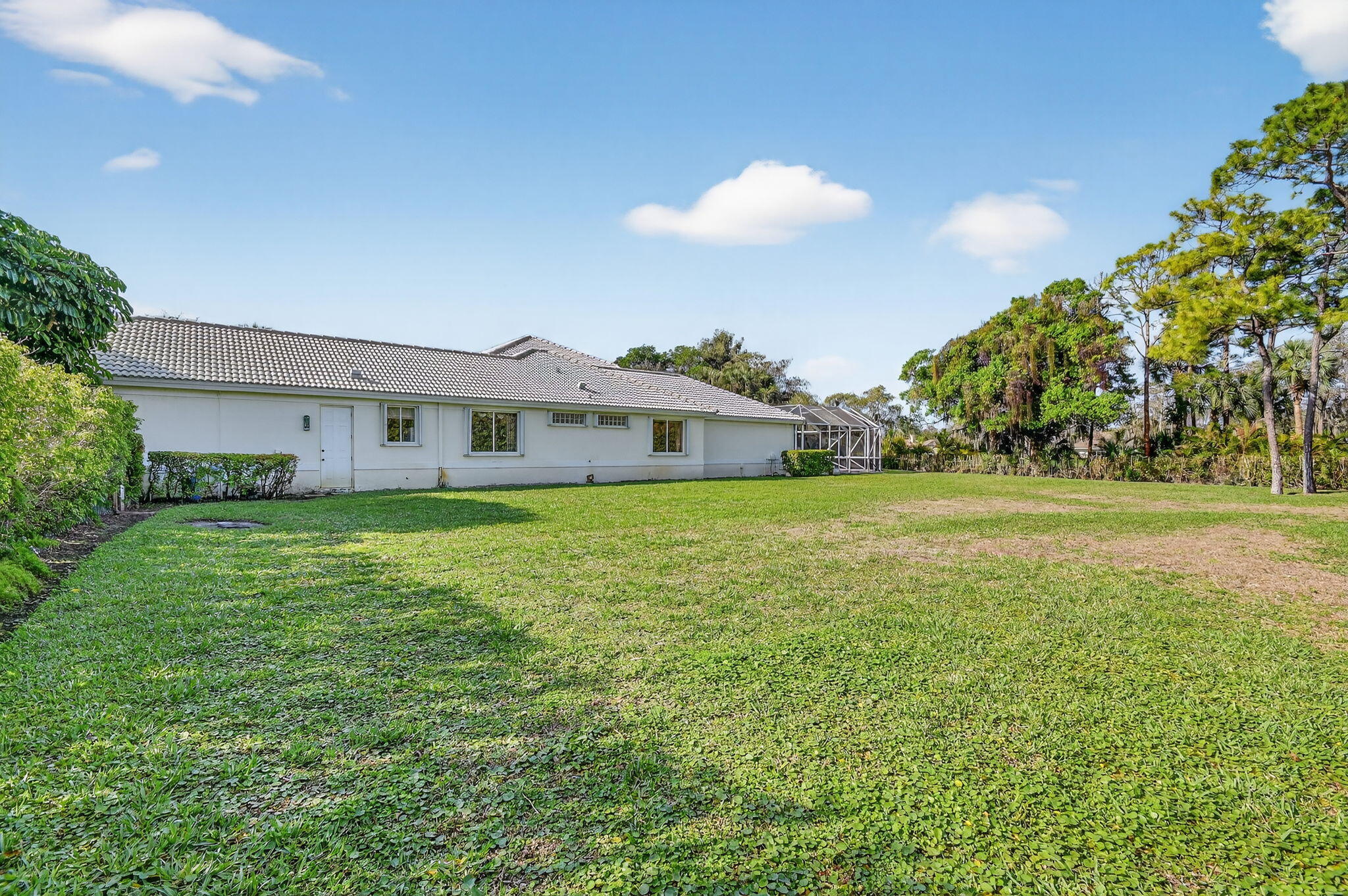 1711 Breakers West, West Palm Beach FL 33411