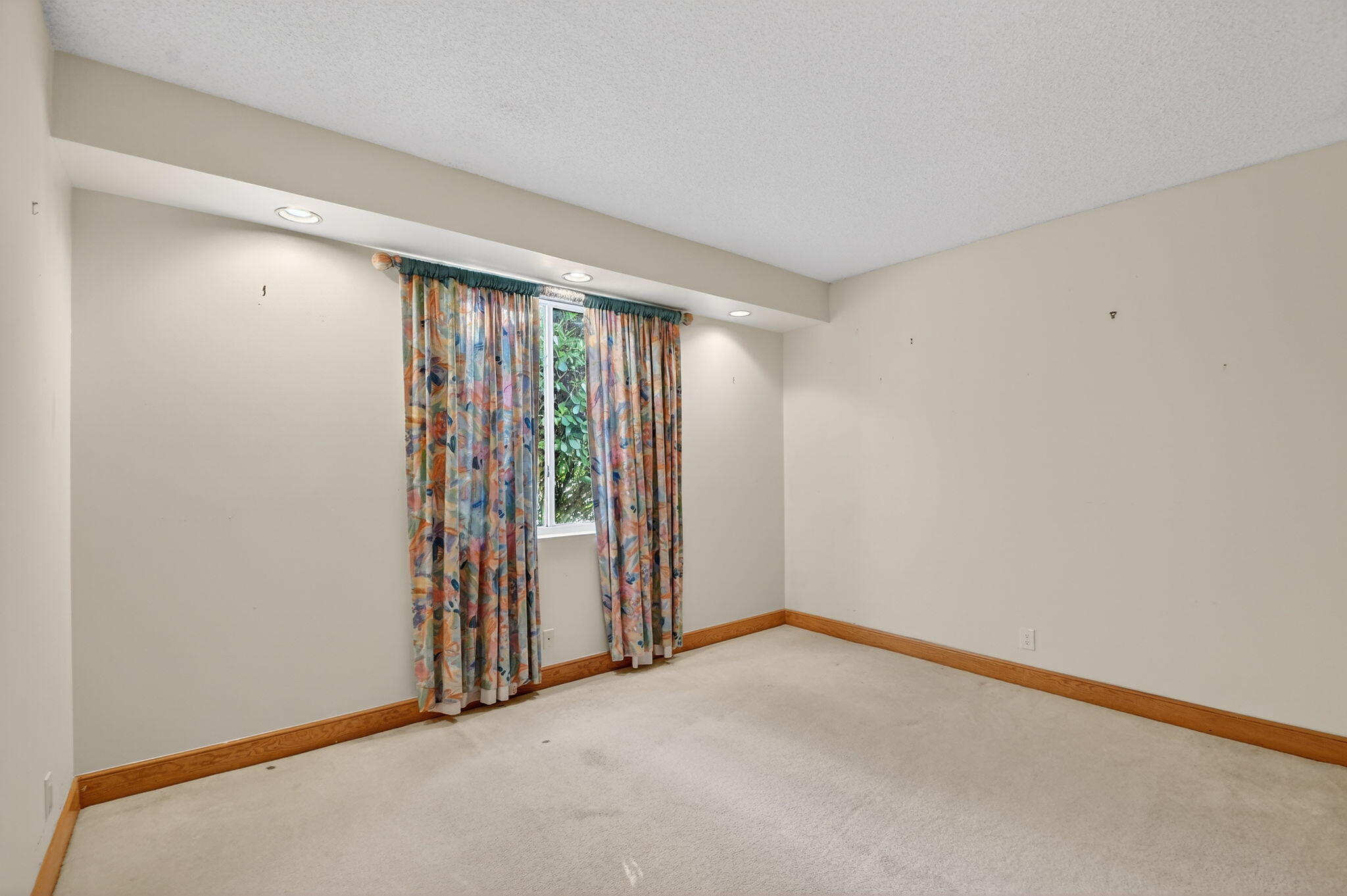 1711 Breakers West, West Palm Beach FL 33411