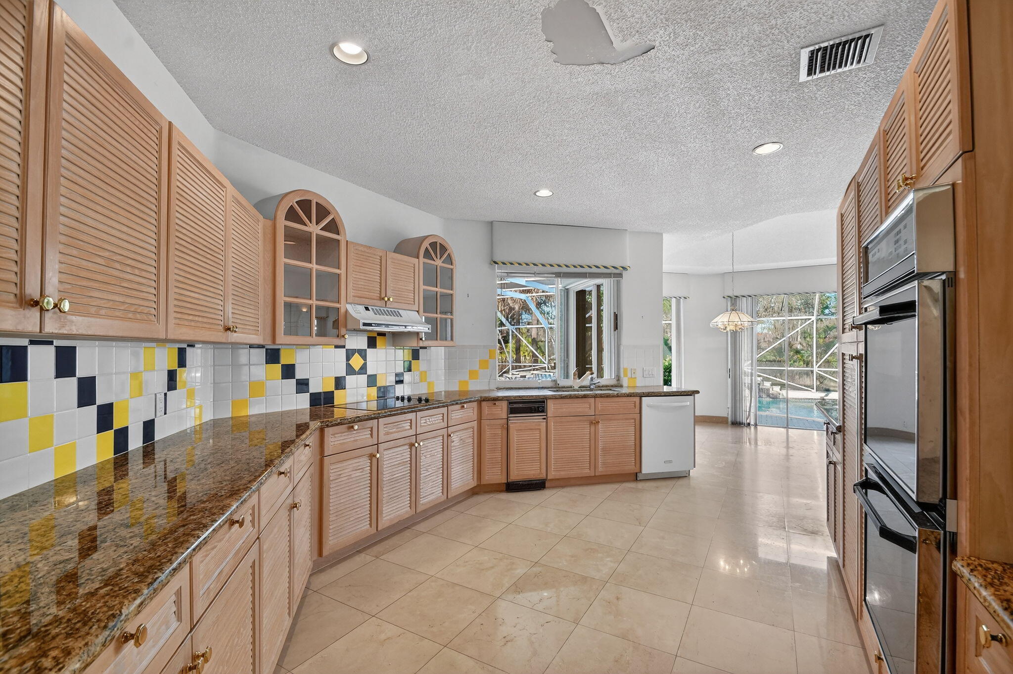 1711 Breakers West, West Palm Beach FL 33411