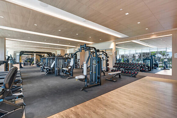 220 Lake Shore Drive #2105, Lake Park FL 33403