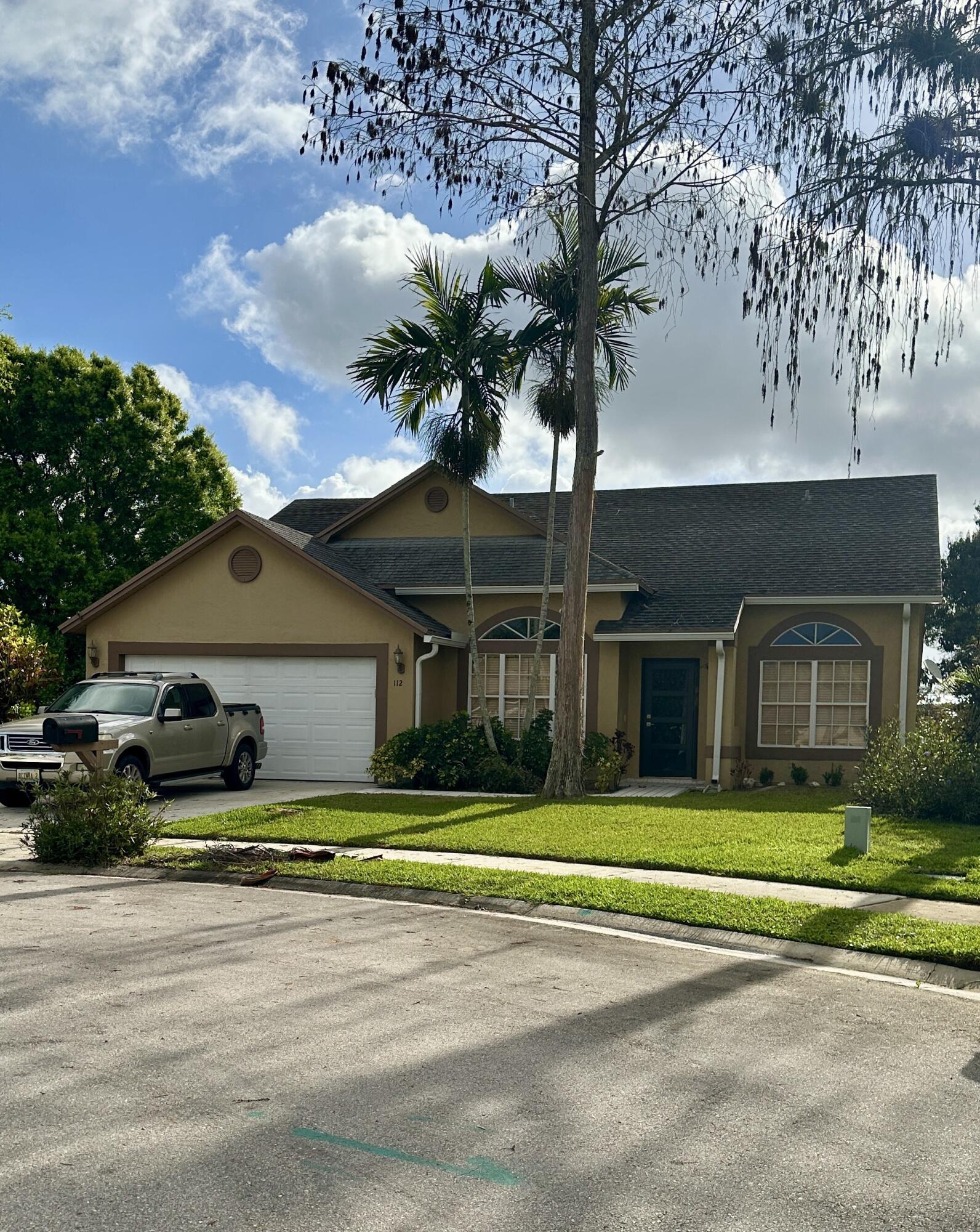 112 Princess, Royal Palm Beach FL 33411