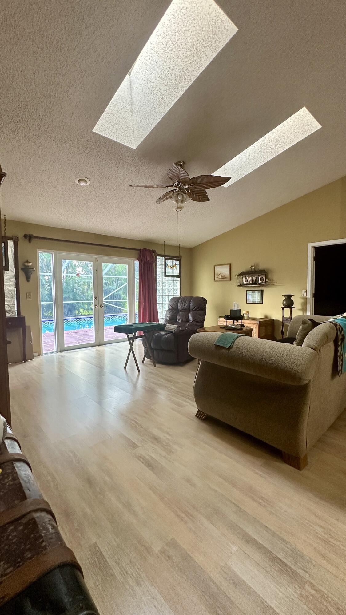 112 Princess, Royal Palm Beach FL 33411