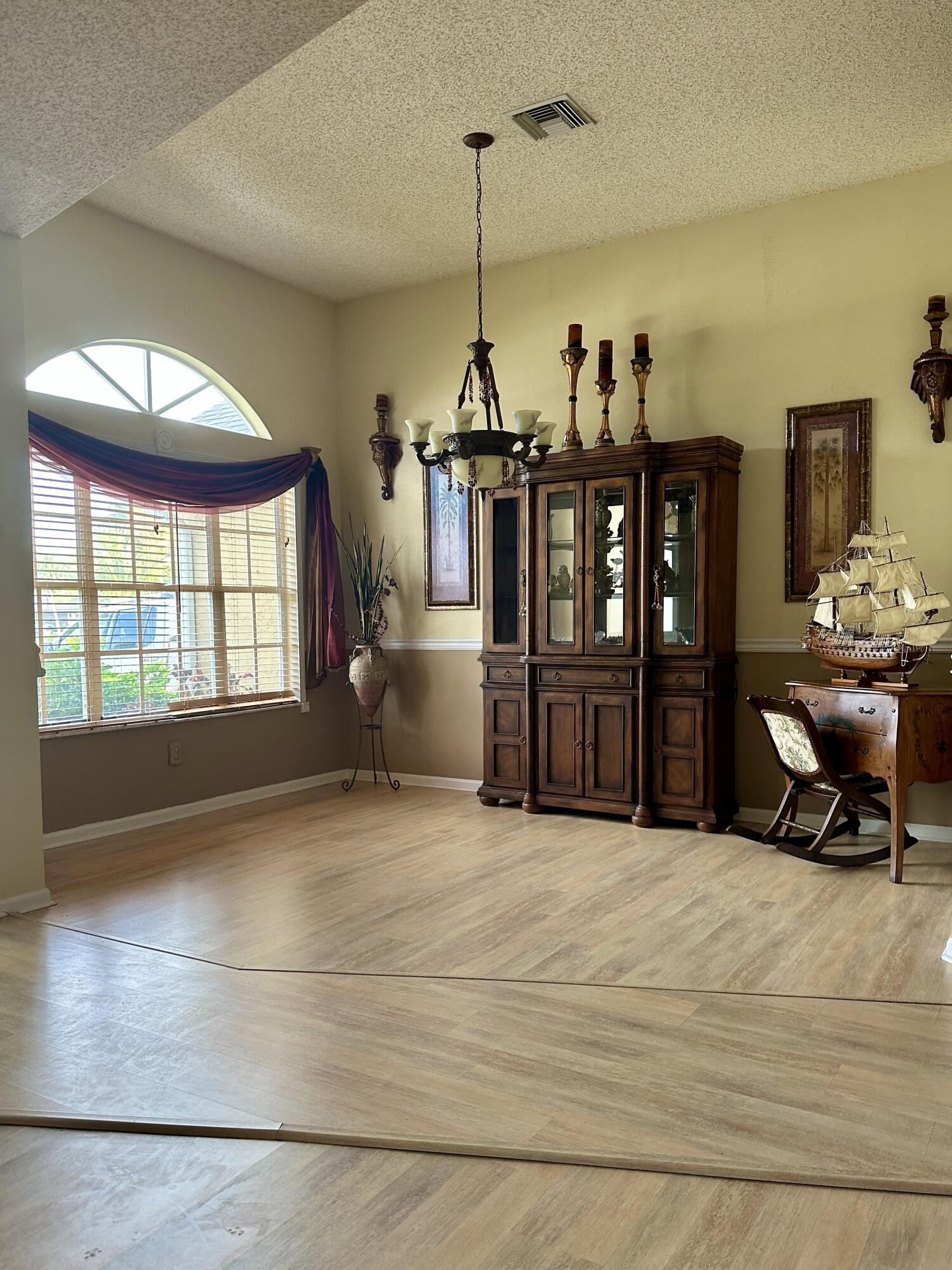 112 Princess, Royal Palm Beach FL 33411