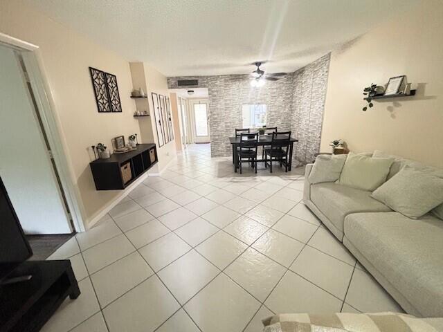 6161 NW 57th Court #103, Tamarac FL 33319