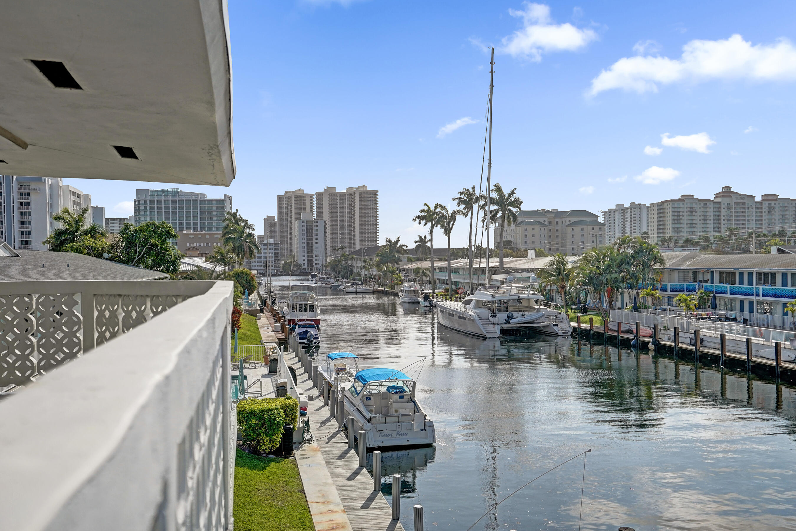 3220 Bayview #315, Fort Lauderdale FL 33306
