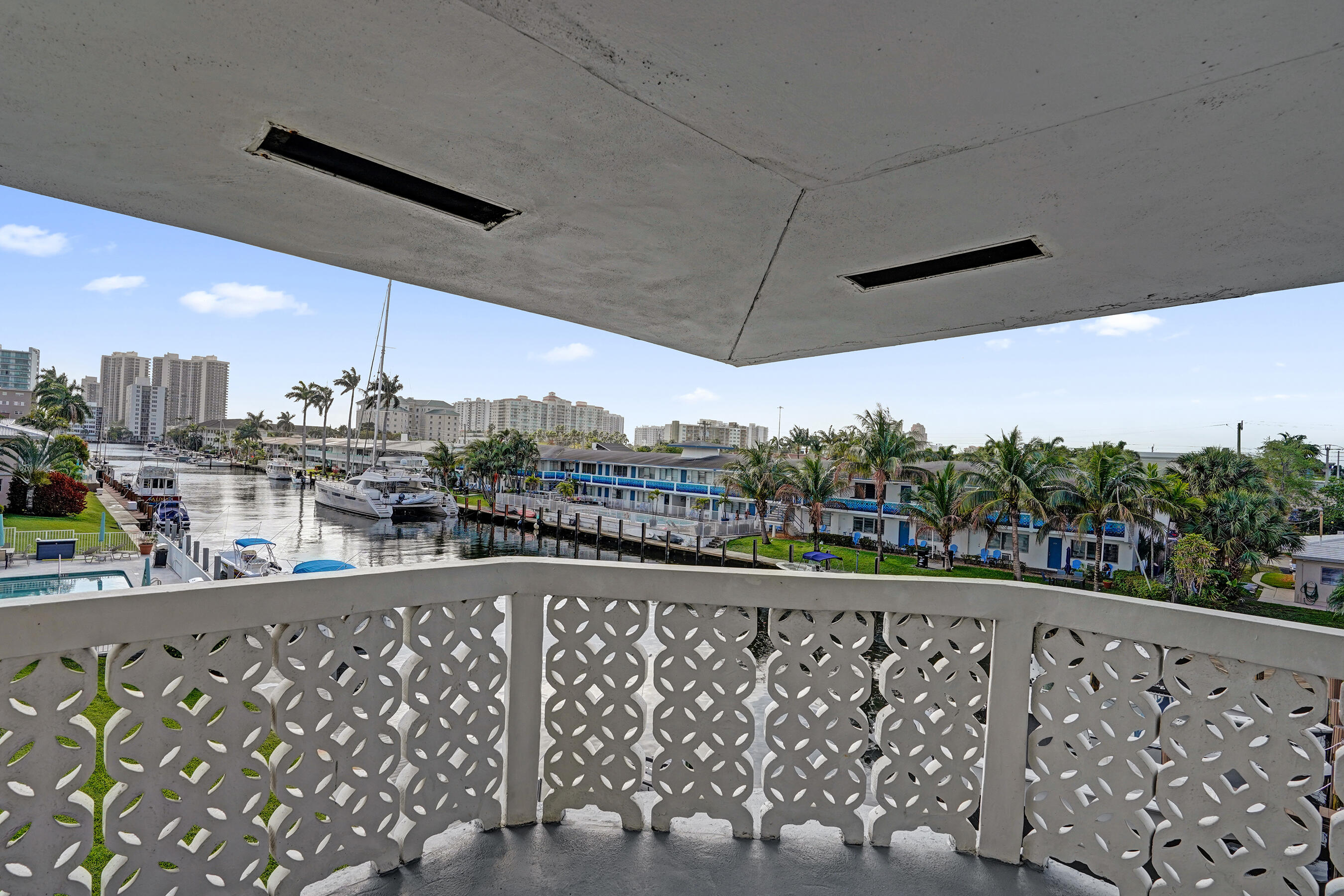 3220 Bayview #315, Fort Lauderdale FL 33306