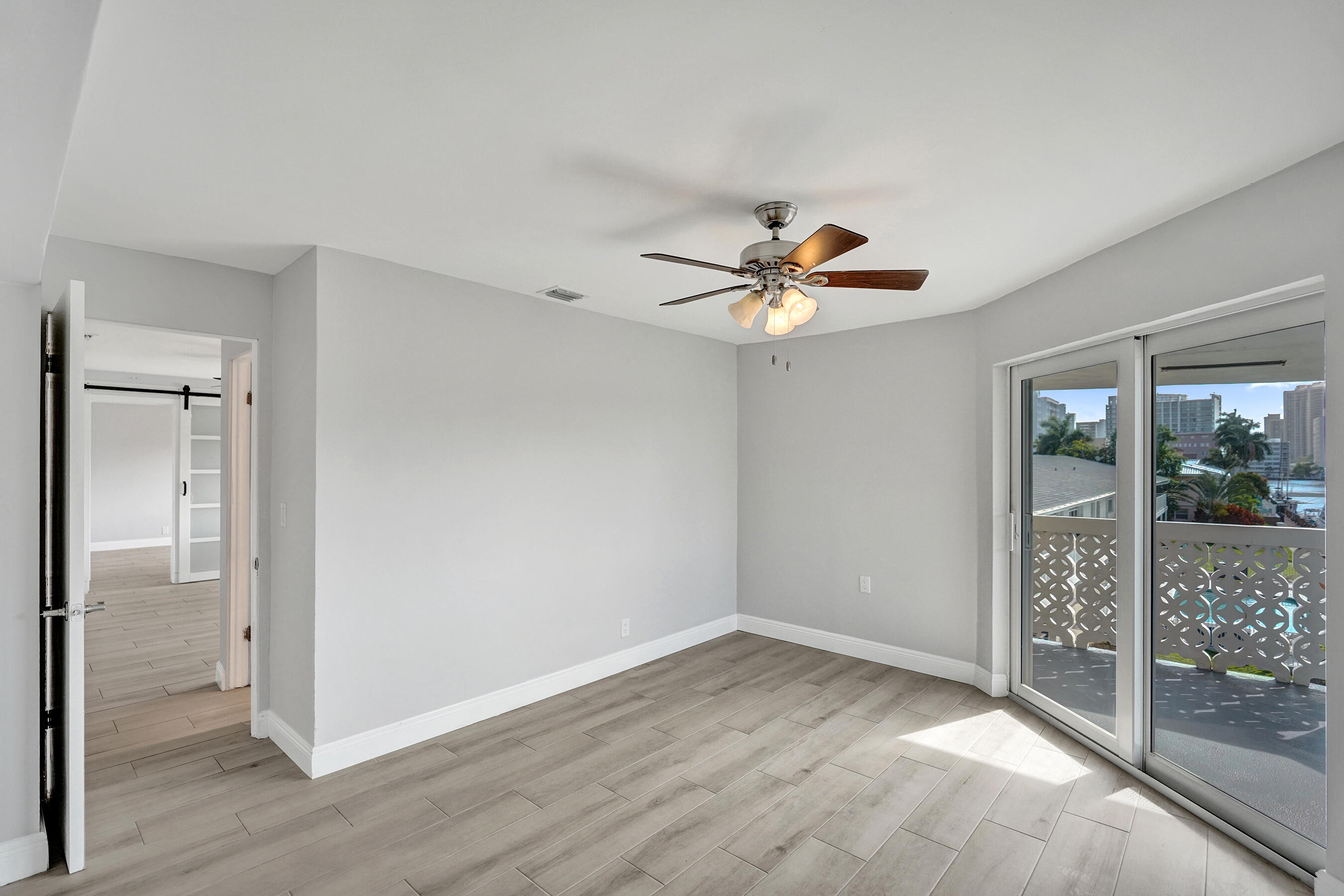 3220 Bayview #315, Fort Lauderdale FL 33306