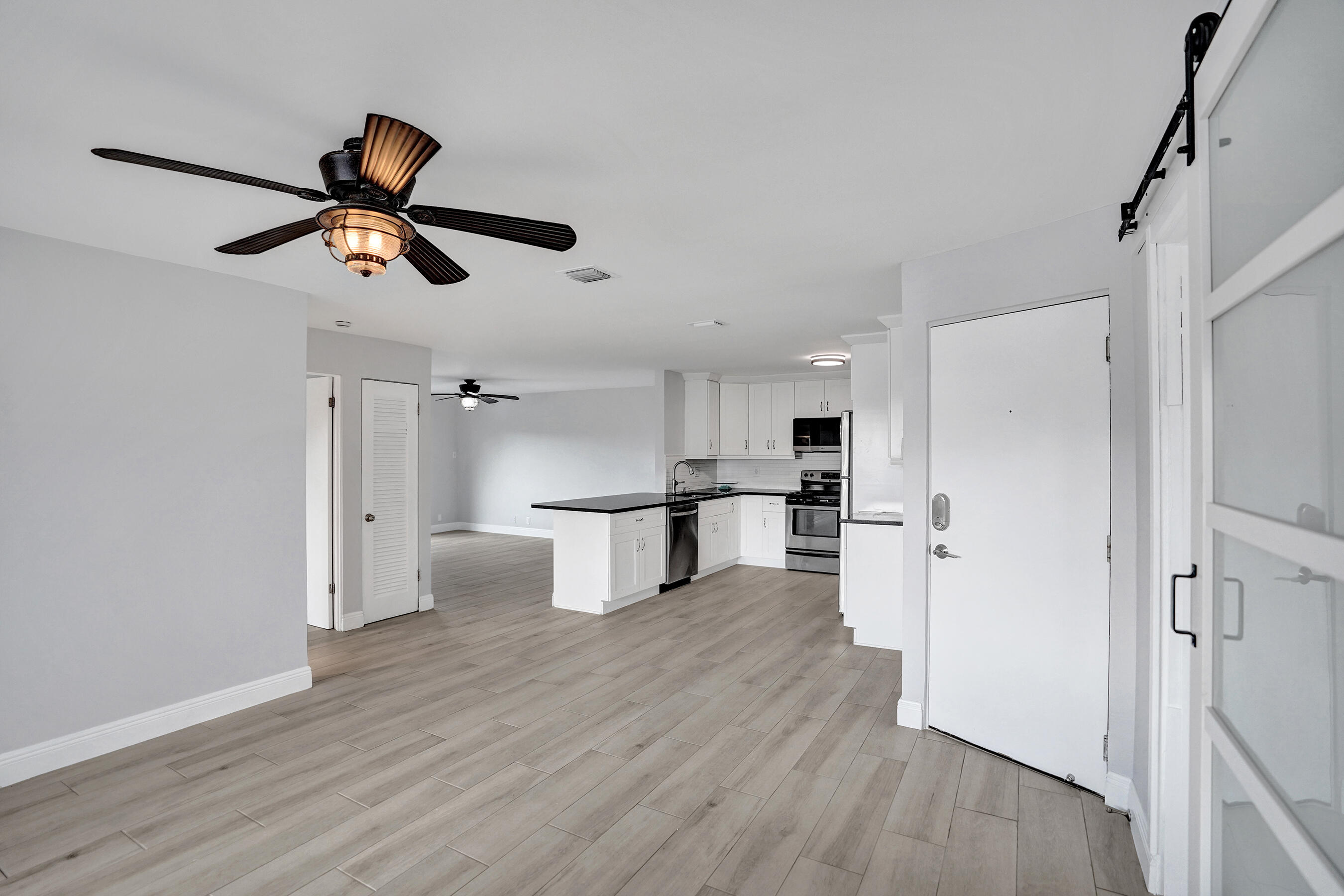 3220 Bayview #315, Fort Lauderdale FL 33306