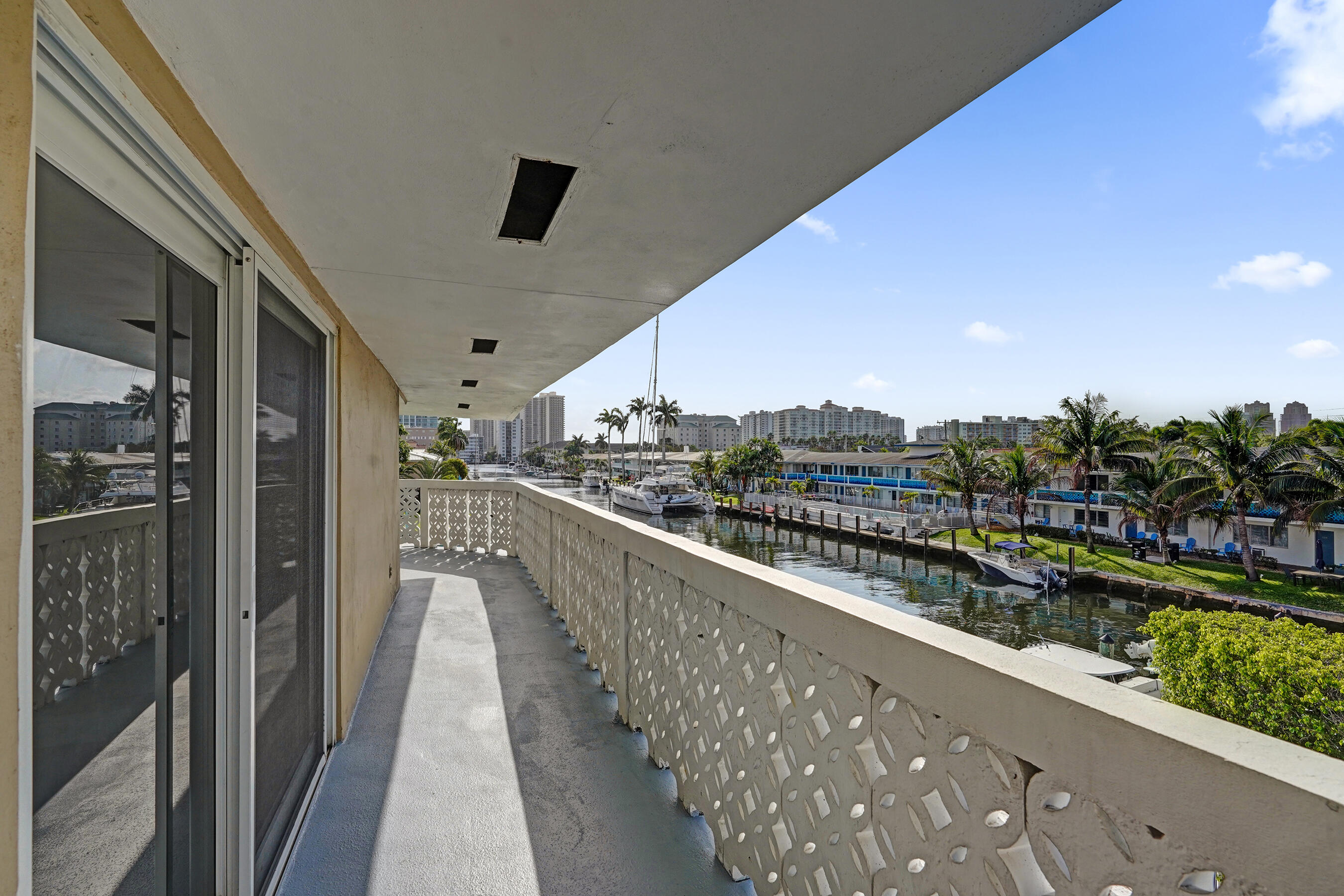3220 Bayview #315, Fort Lauderdale FL 33306
