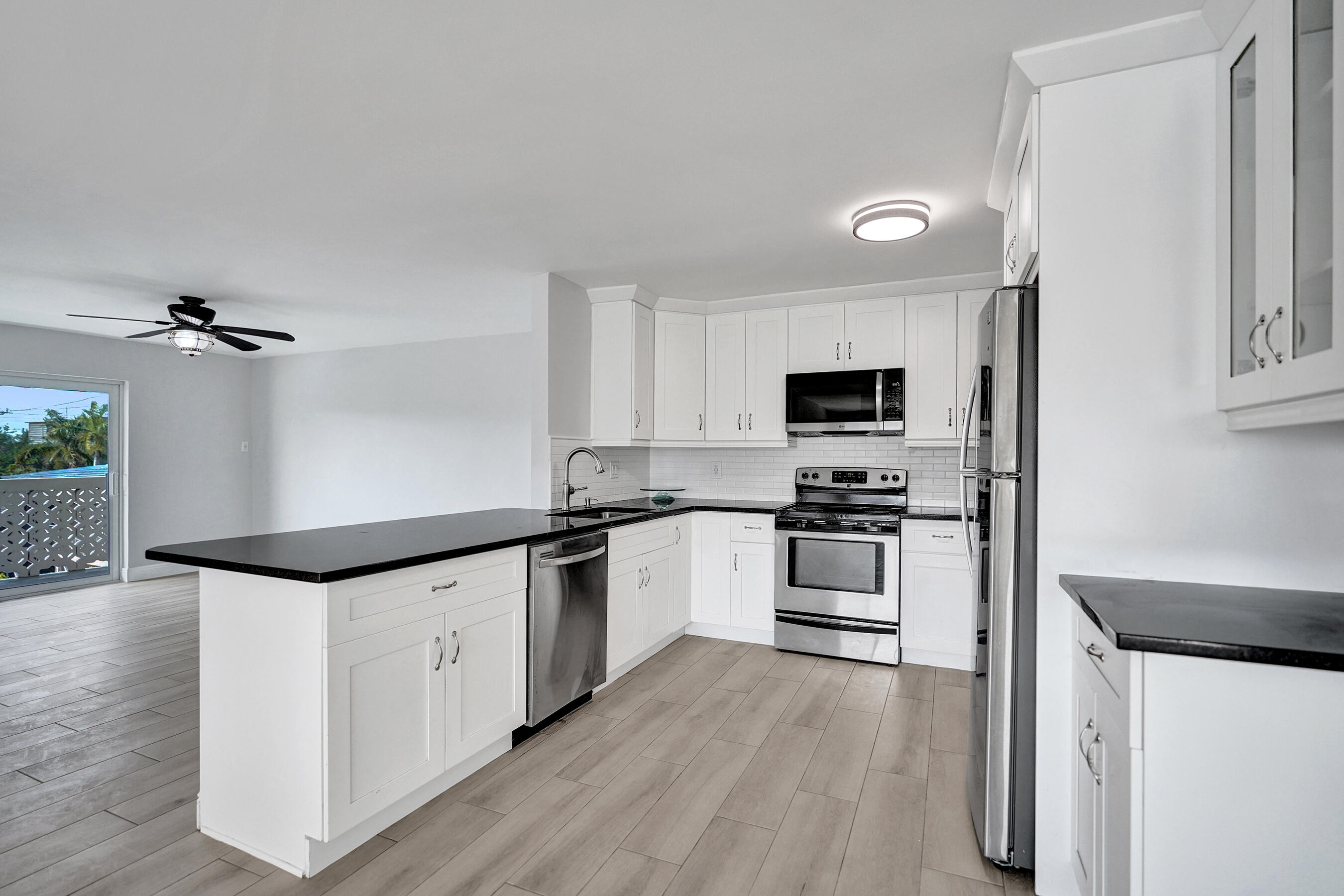 3220 Bayview #315, Fort Lauderdale FL 33306