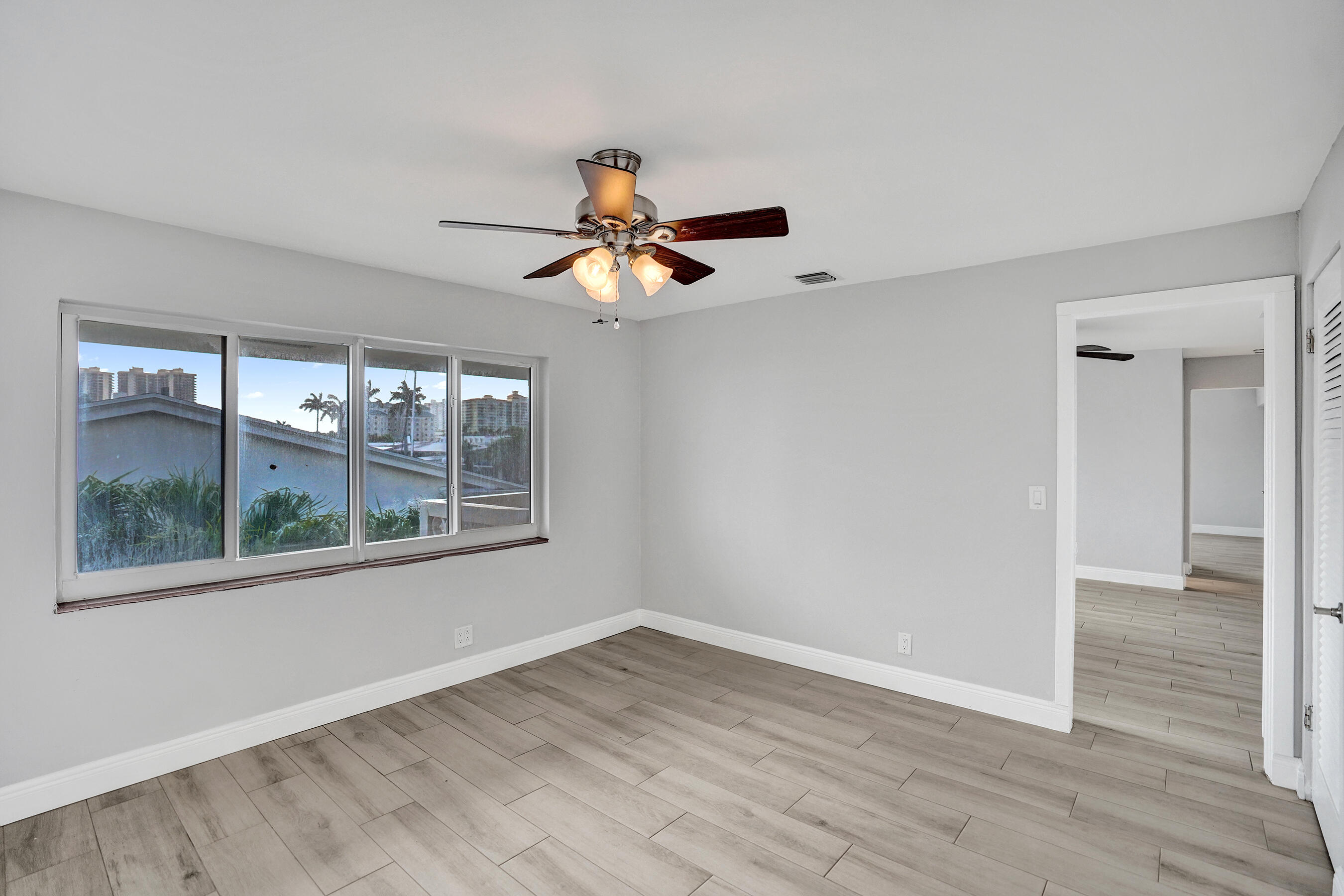 3220 Bayview #315, Fort Lauderdale FL 33306