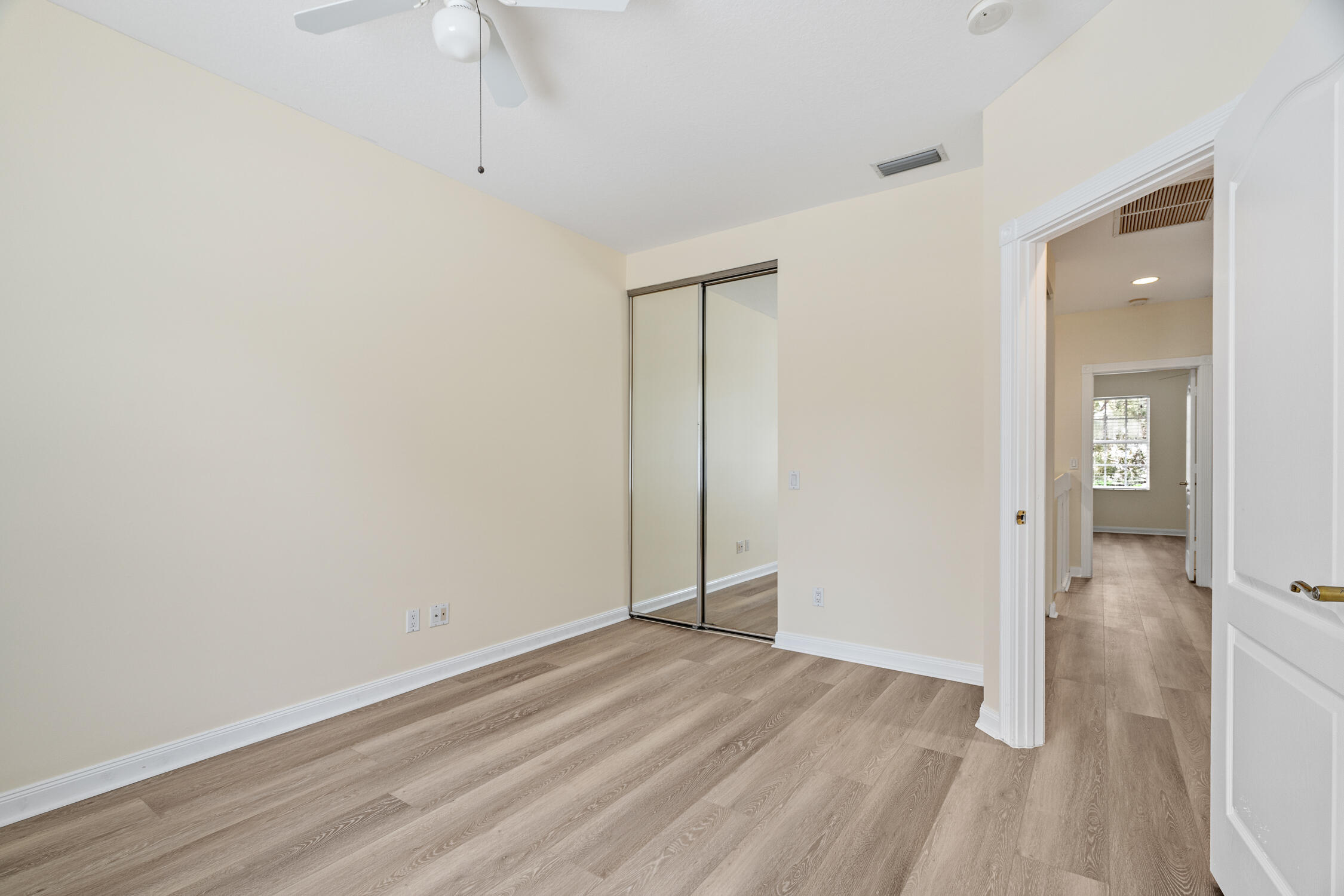 176 Freeport, Jupiter FL 33458