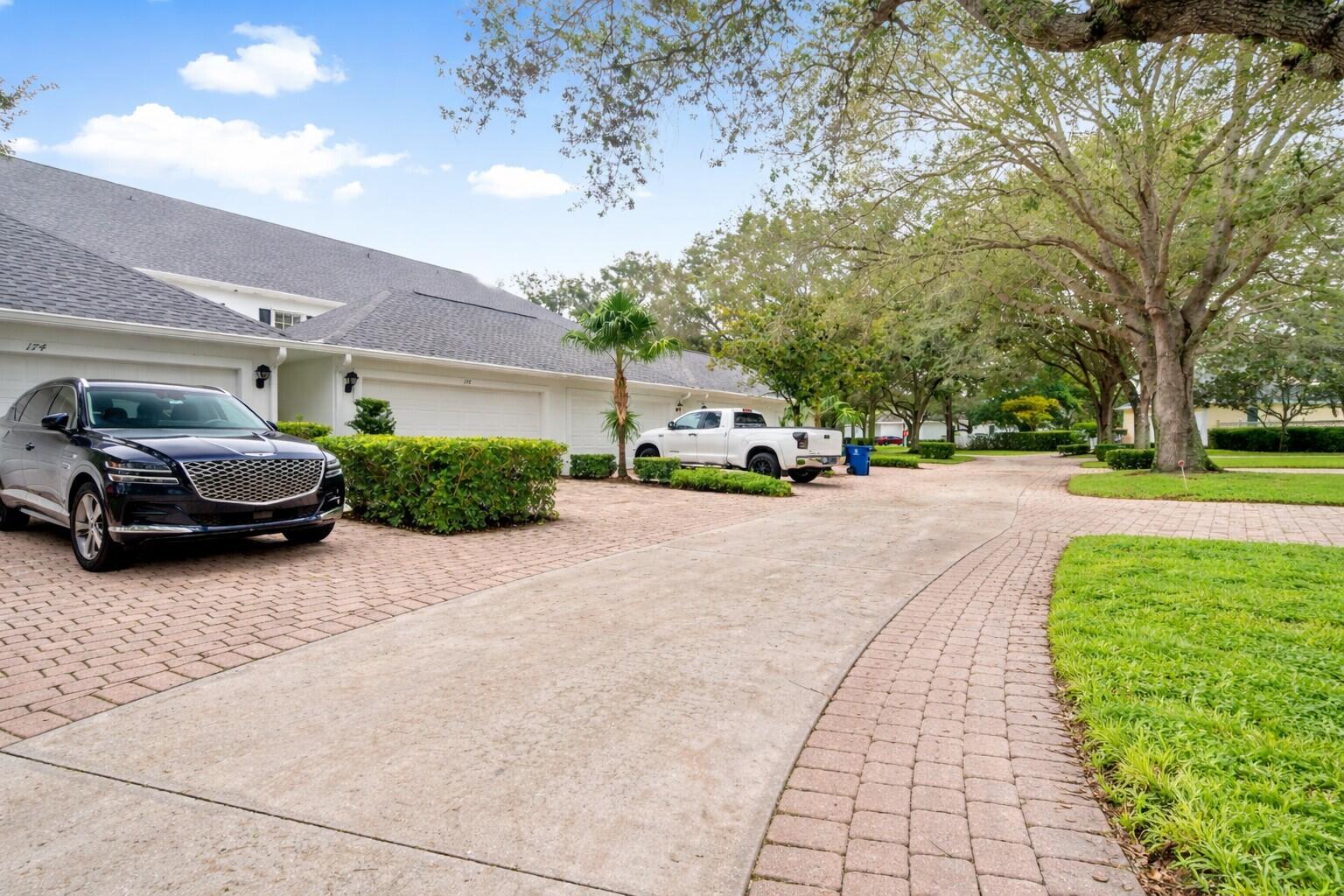 176 Freeport, Jupiter FL 33458