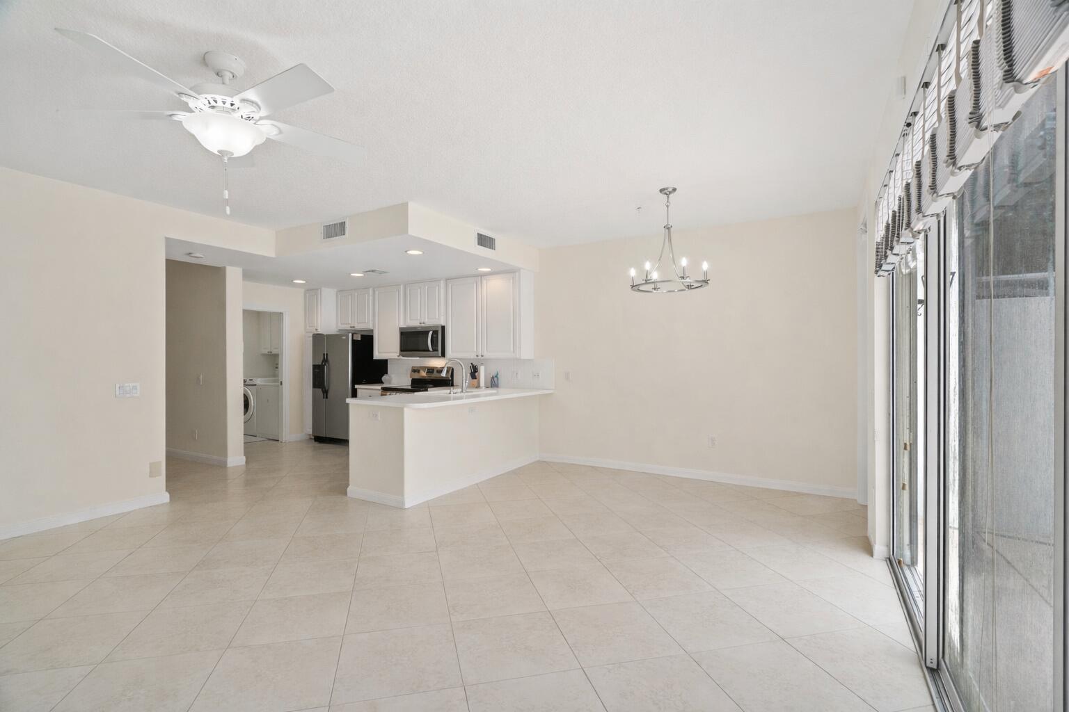 176 Freeport, Jupiter FL 33458