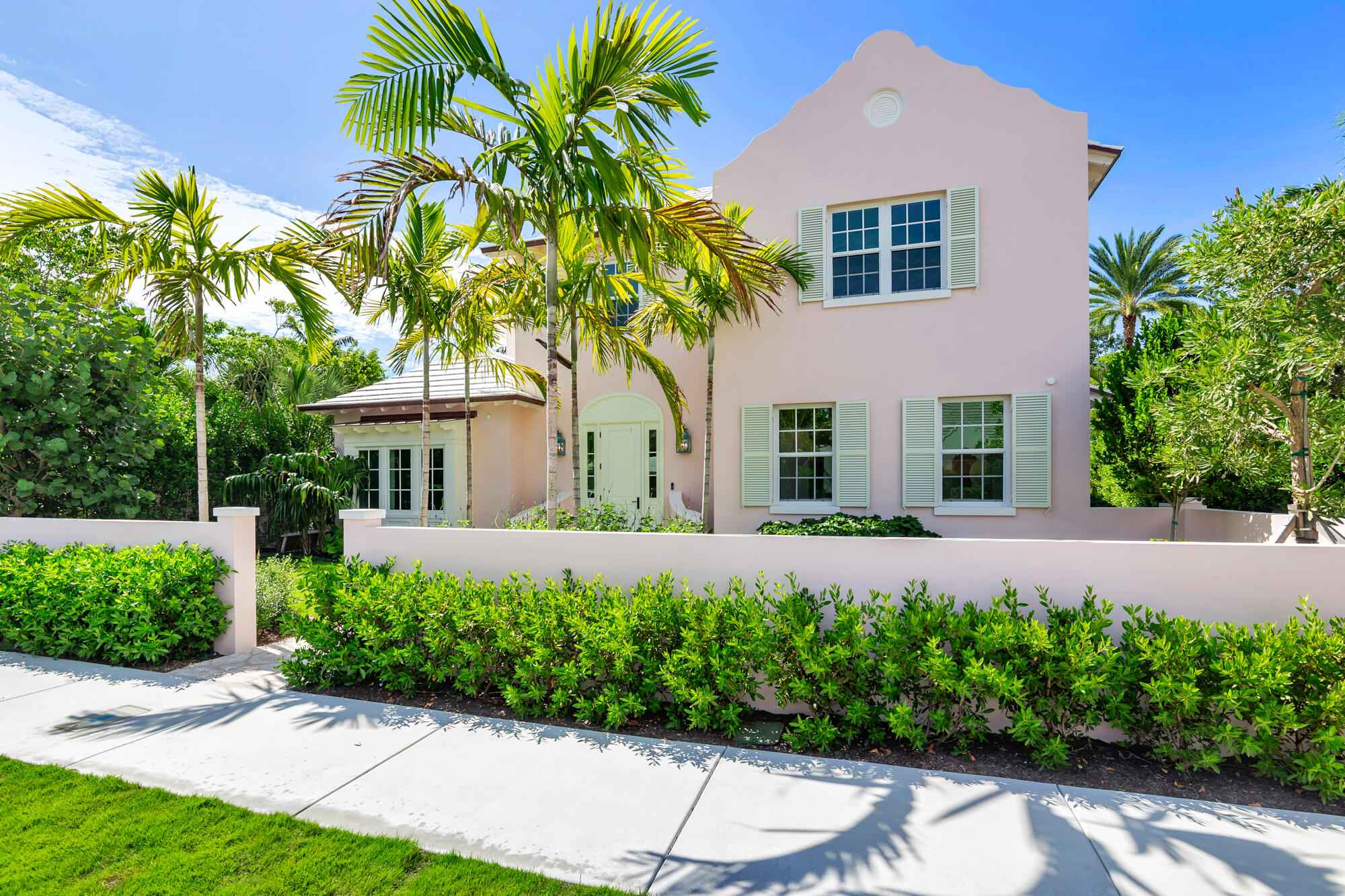 234 Summa, West Palm Beach FL 33405
