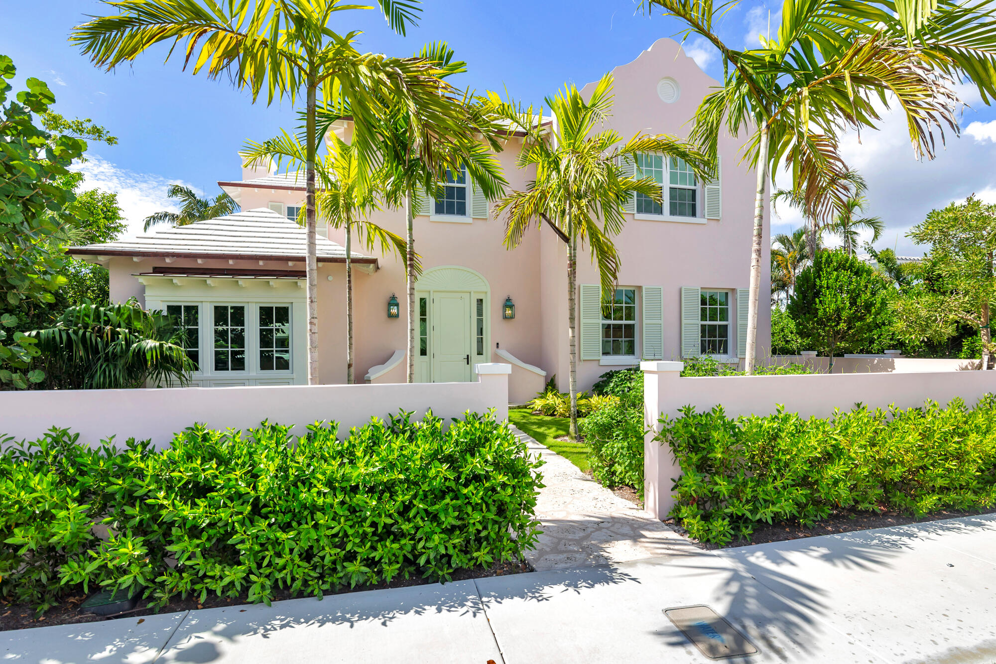 234 Summa, West Palm Beach FL 33405