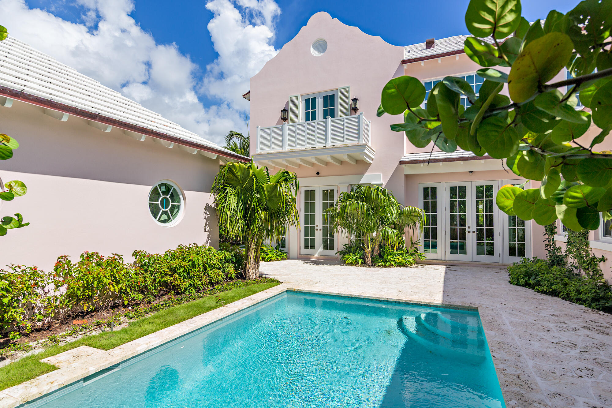 234 Summa, West Palm Beach FL 33405