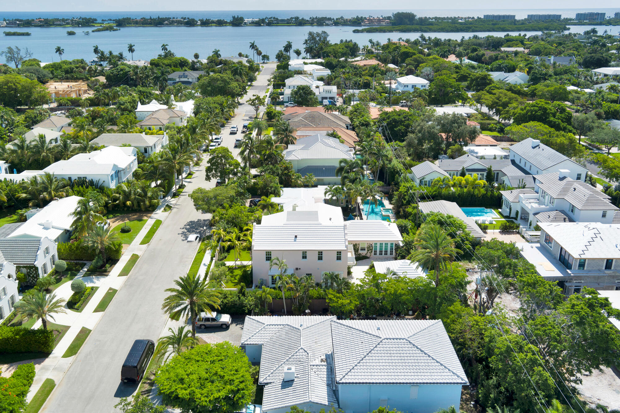 234 Summa, West Palm Beach FL 33405
