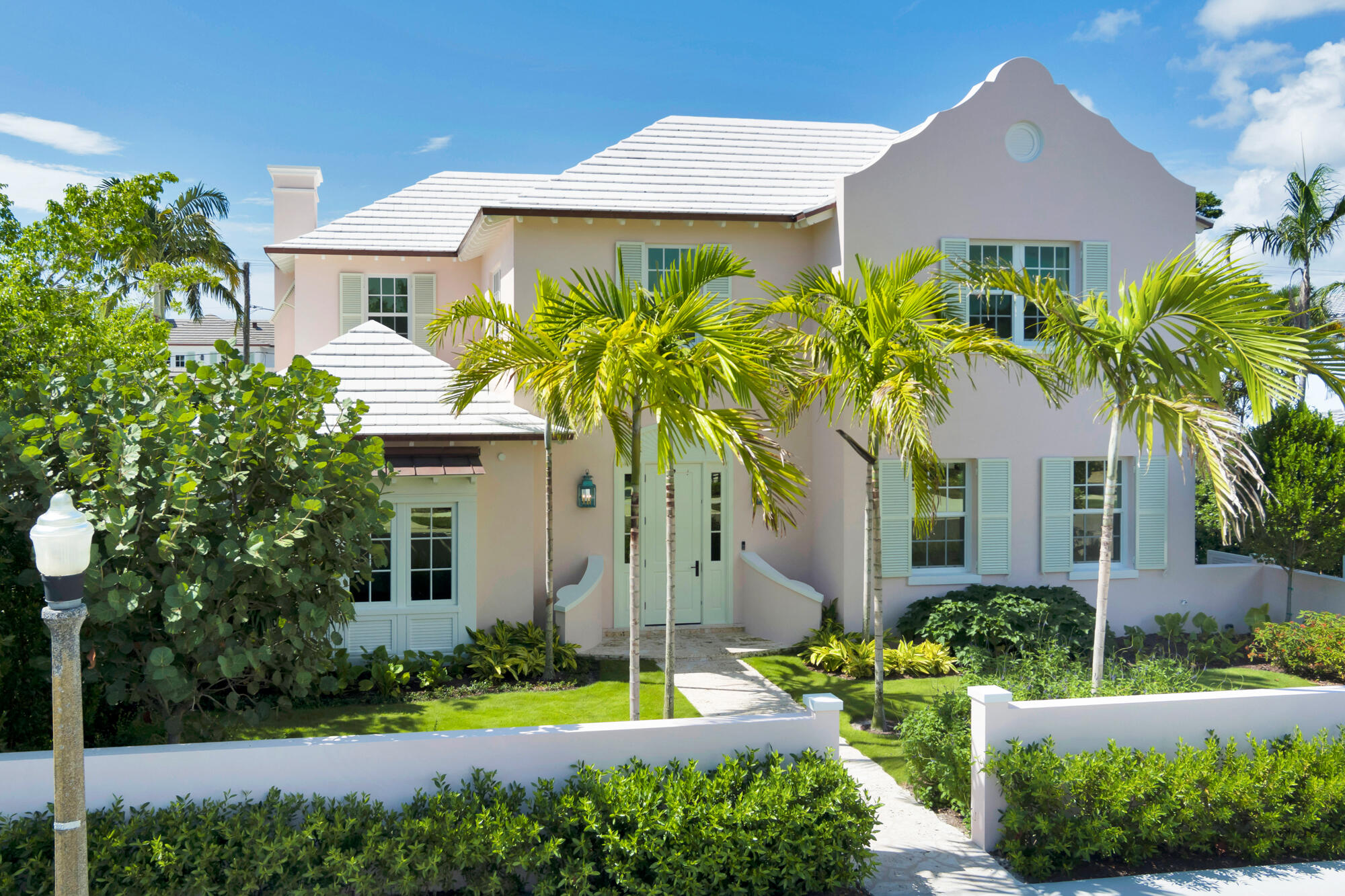 234 Summa, West Palm Beach FL 33405