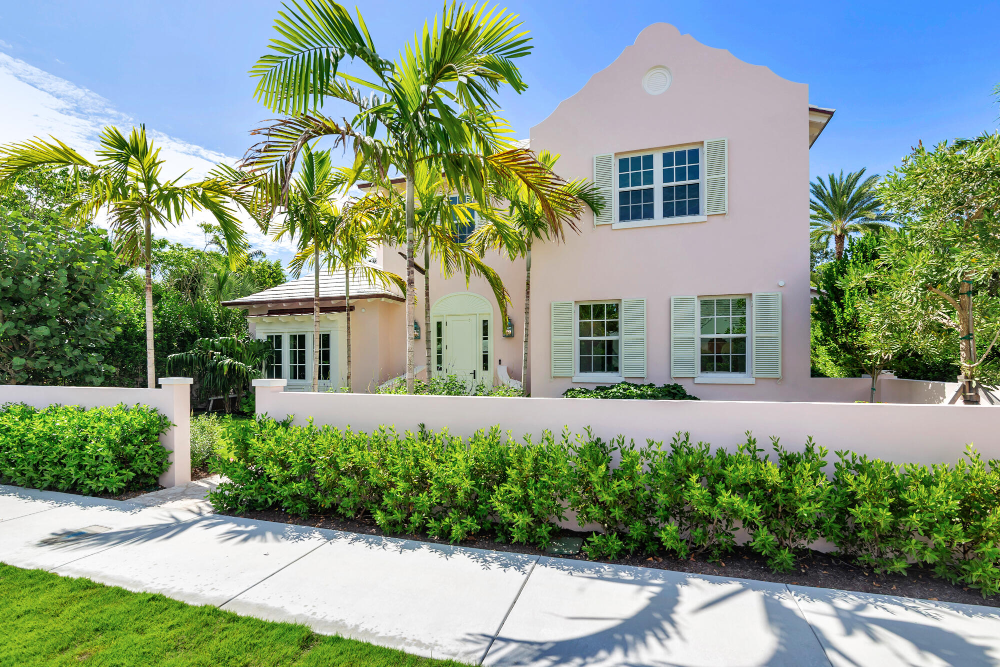 234 Summa, West Palm Beach FL 33405