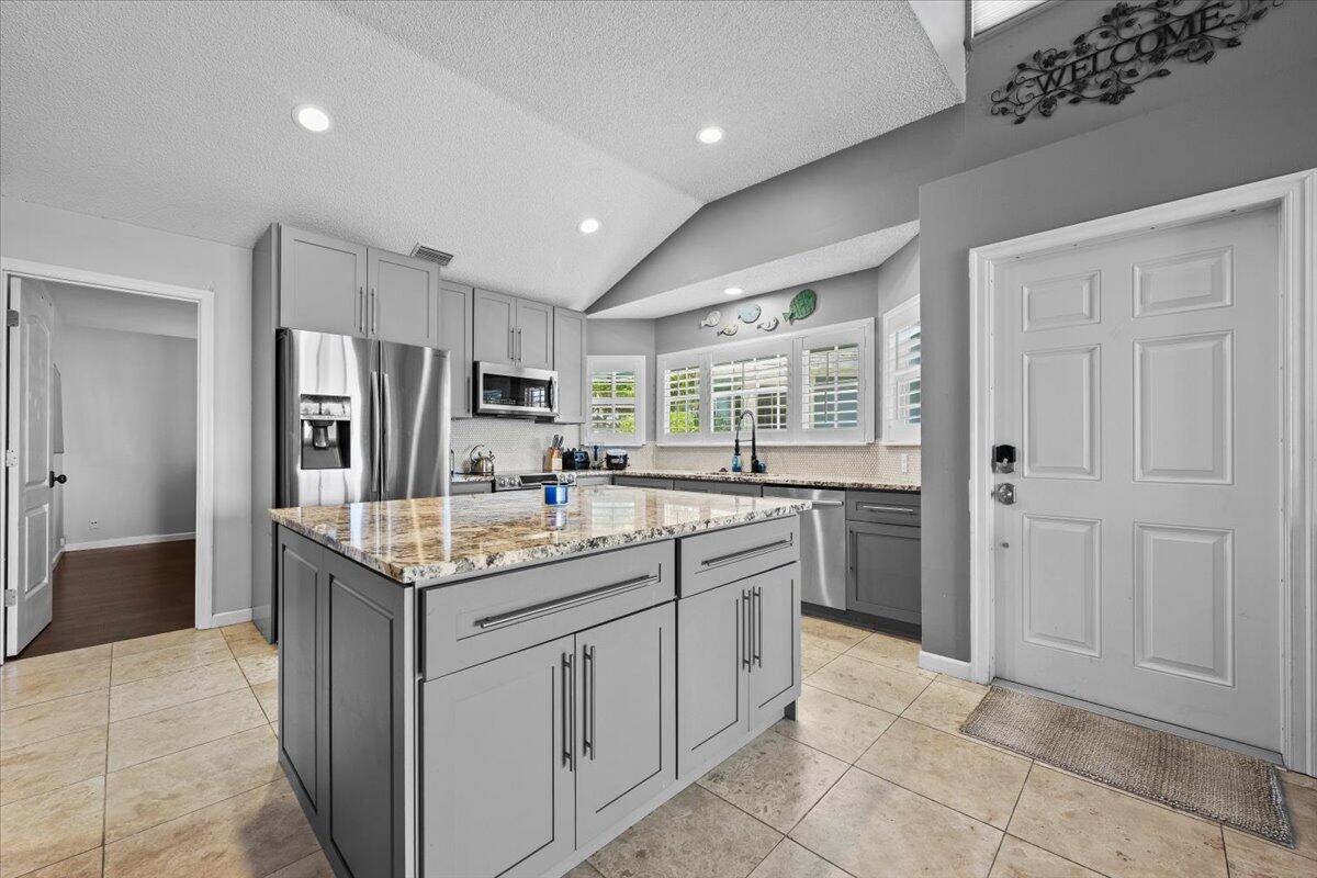 621 Ocean Dunes, Jupiter FL 33477