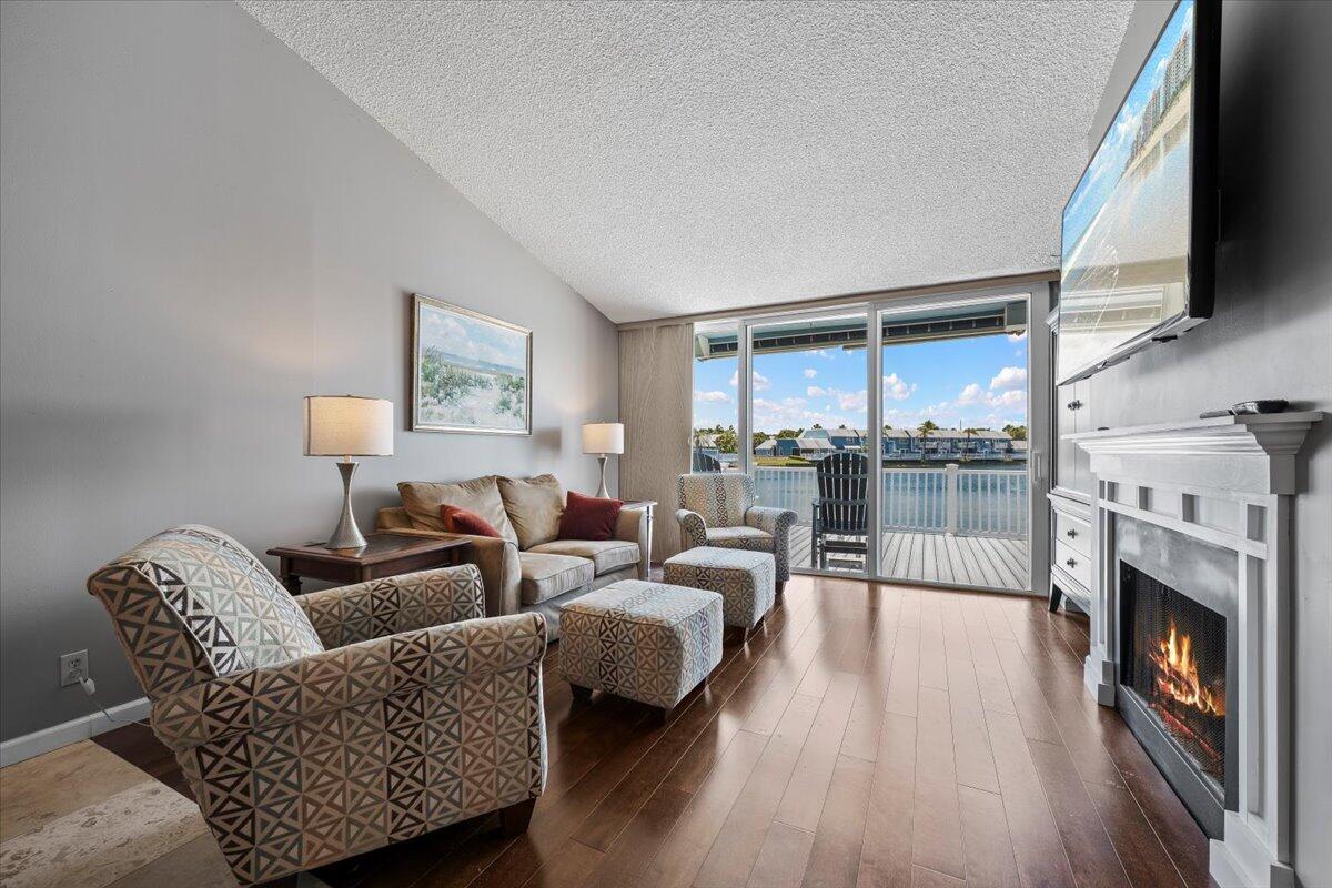 621 Ocean Dunes, Jupiter FL 33477