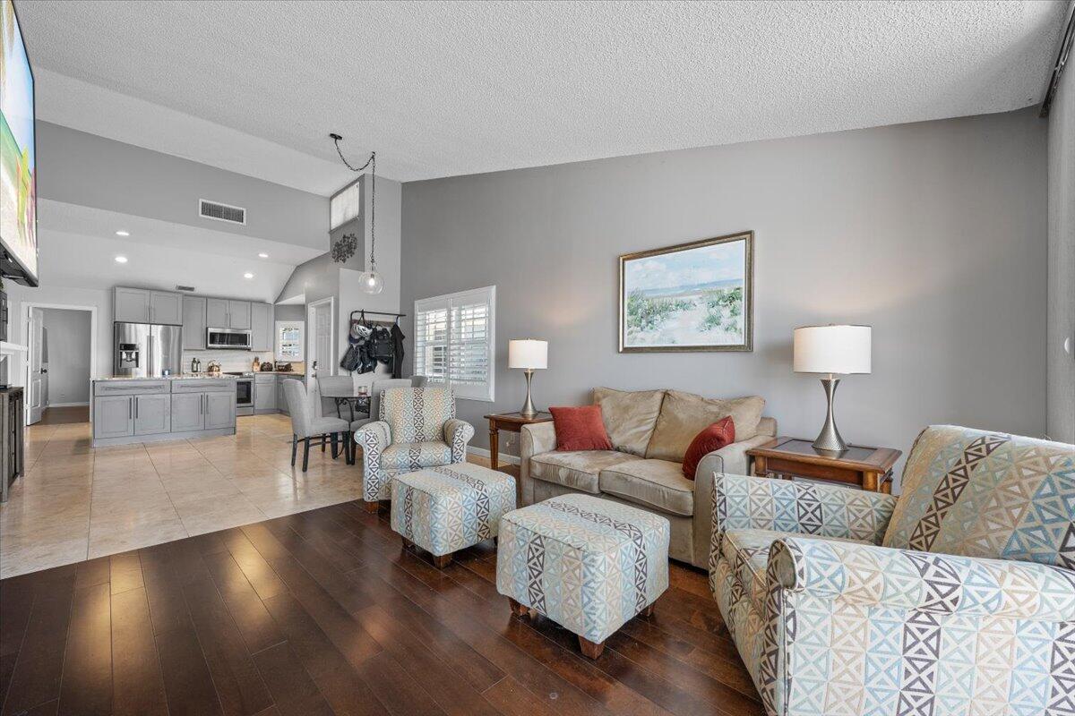 621 Ocean Dunes, Jupiter FL 33477