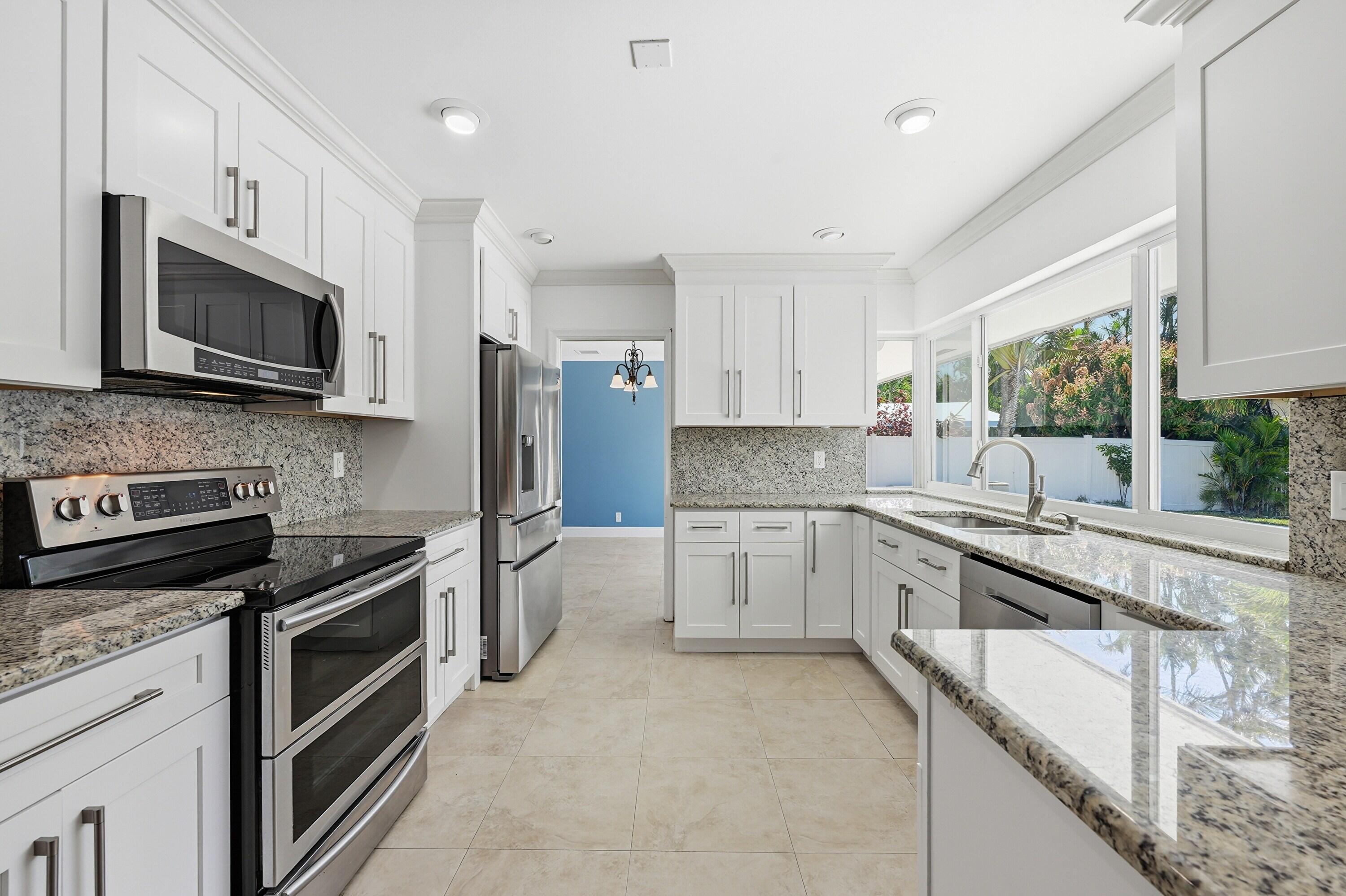 2810 NE 52nd, Fort Lauderdale FL 33308