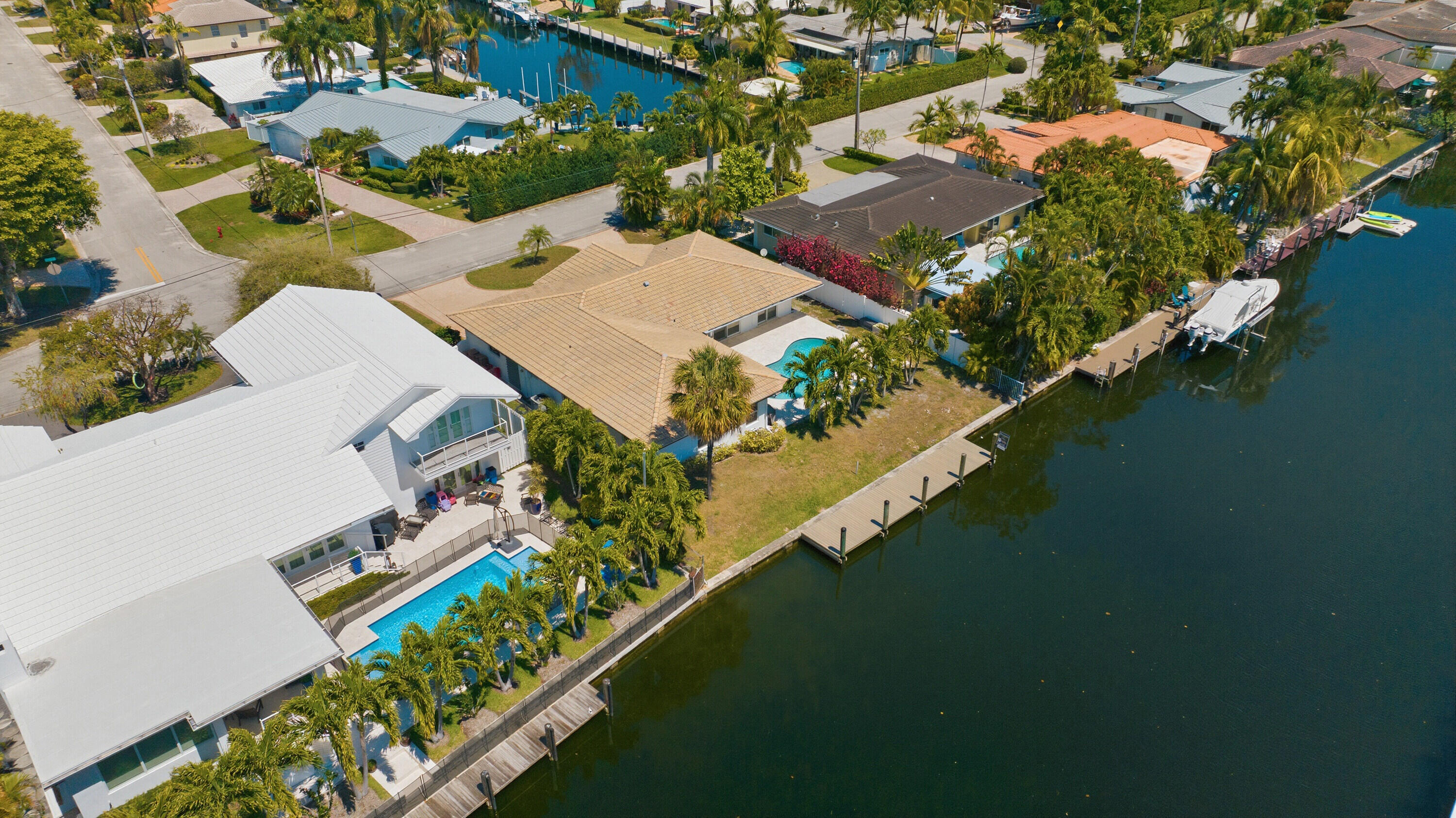 2810 NE 52nd, Fort Lauderdale FL 33308