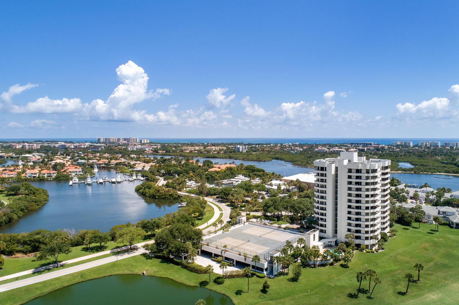 3322 Casseekey Island #604, Jupiter FL 33477
