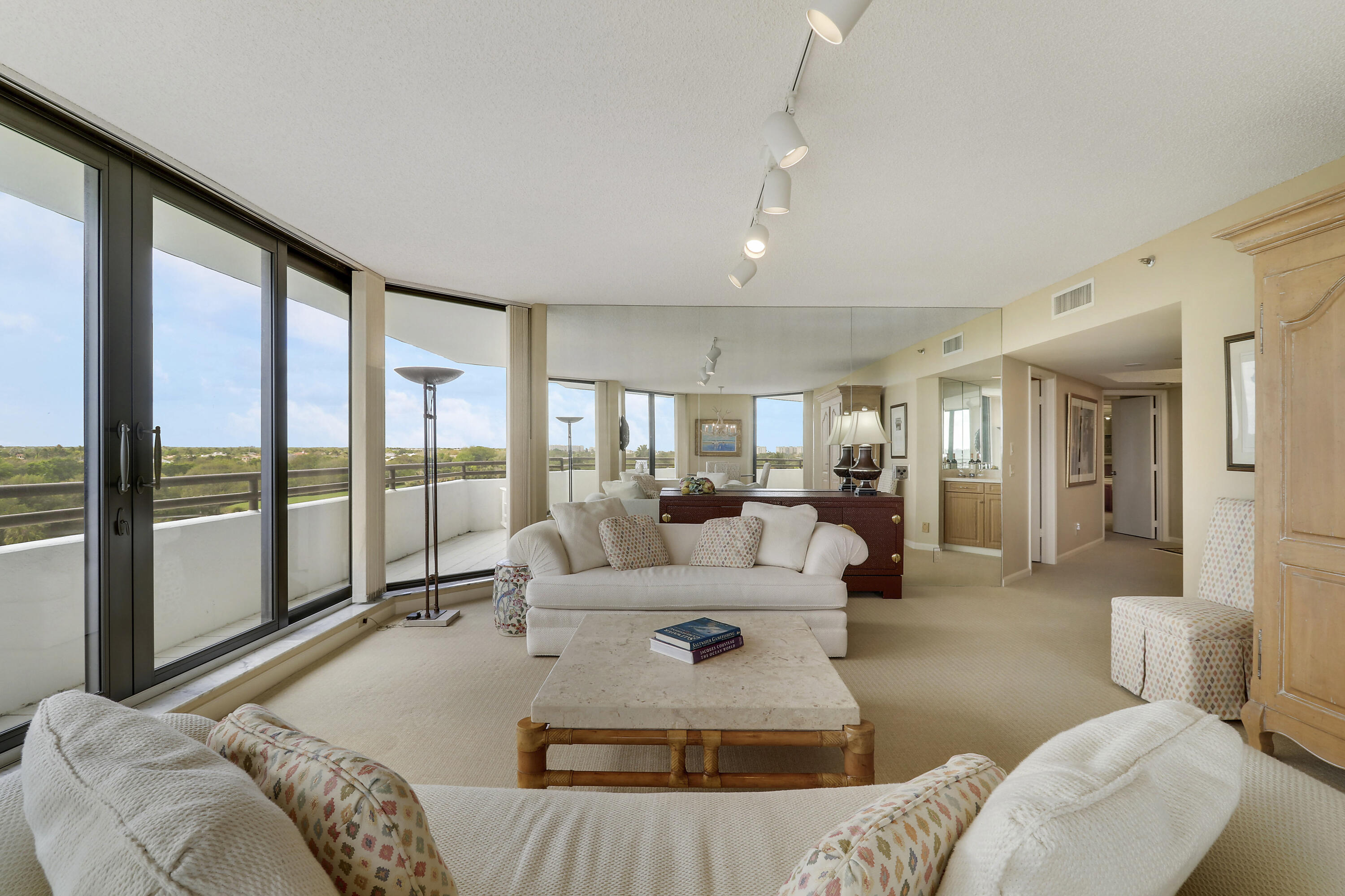 3322 Casseekey Island #604, Jupiter FL 33477