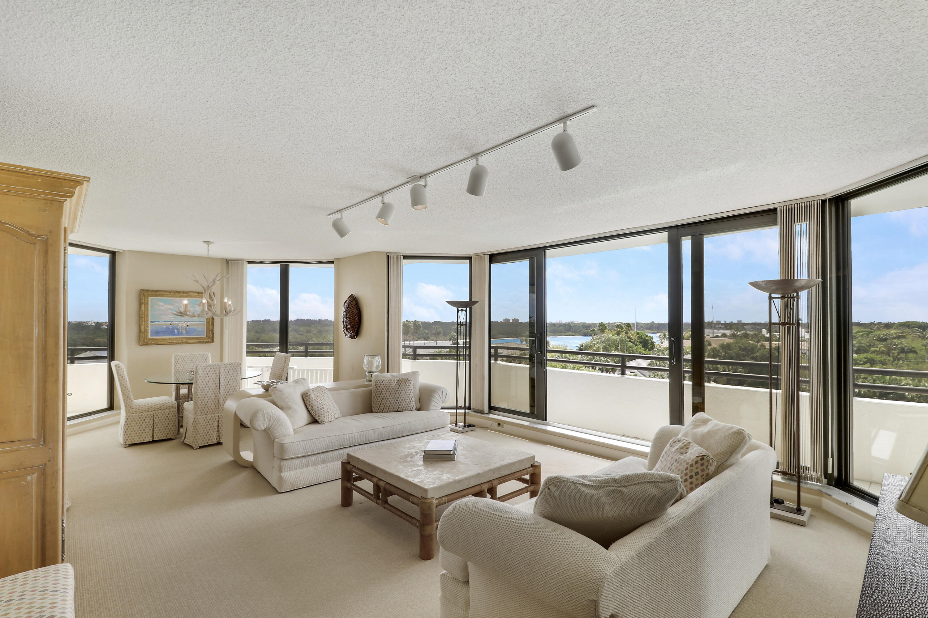 3322 Casseekey Island #604, Jupiter FL 33477
