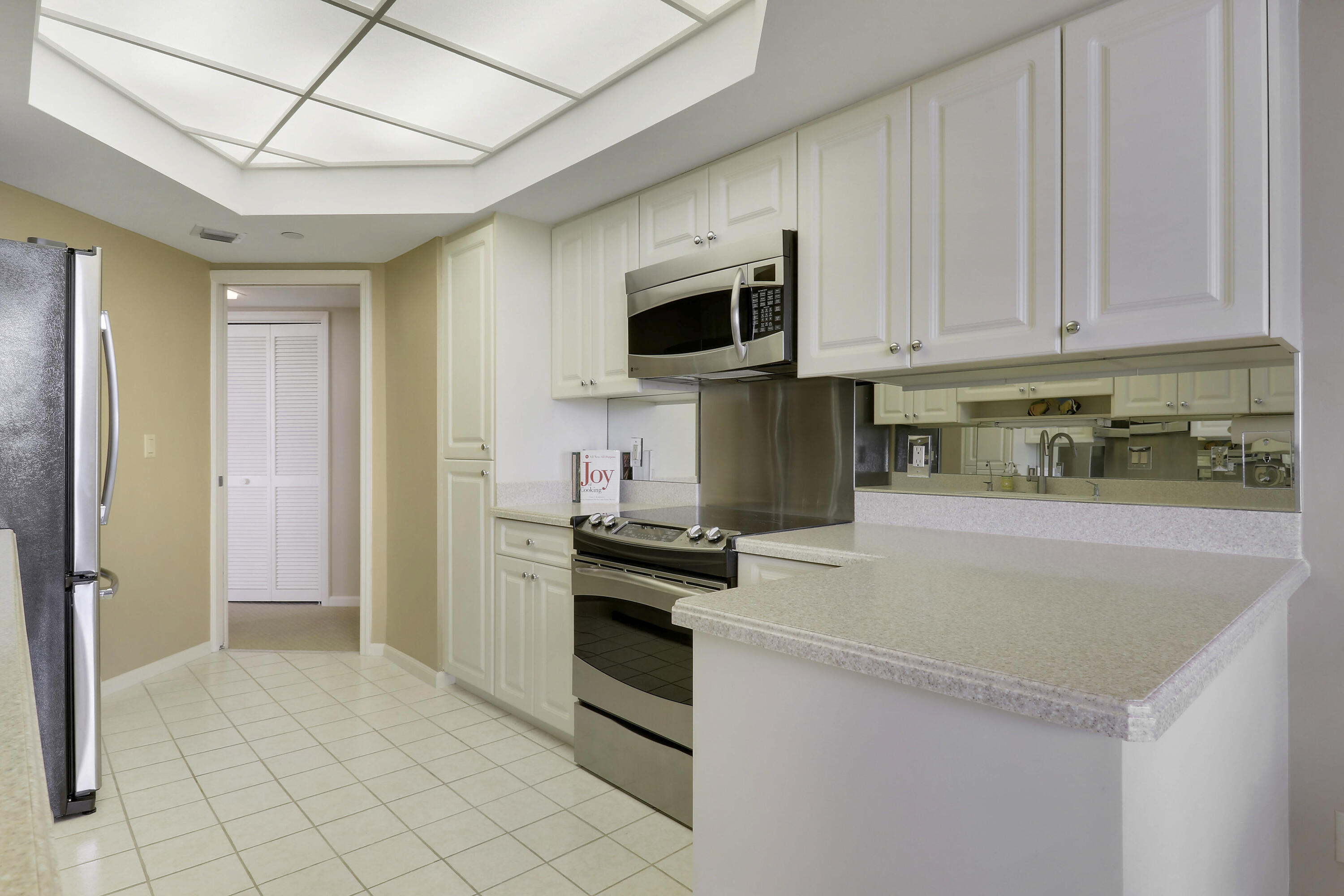3322 Casseekey Island #604, Jupiter FL 33477