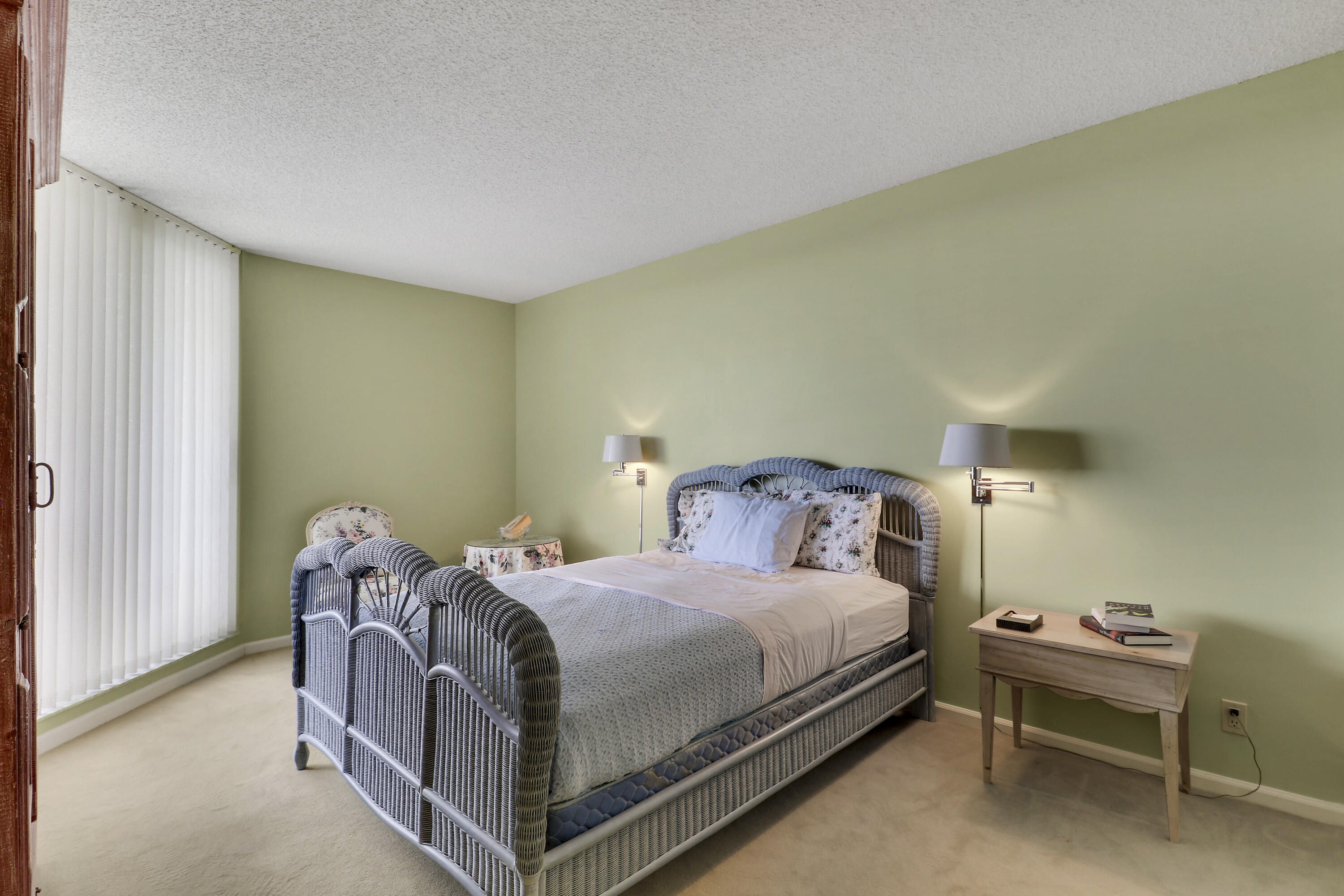 3322 Casseekey Island #604, Jupiter FL 33477