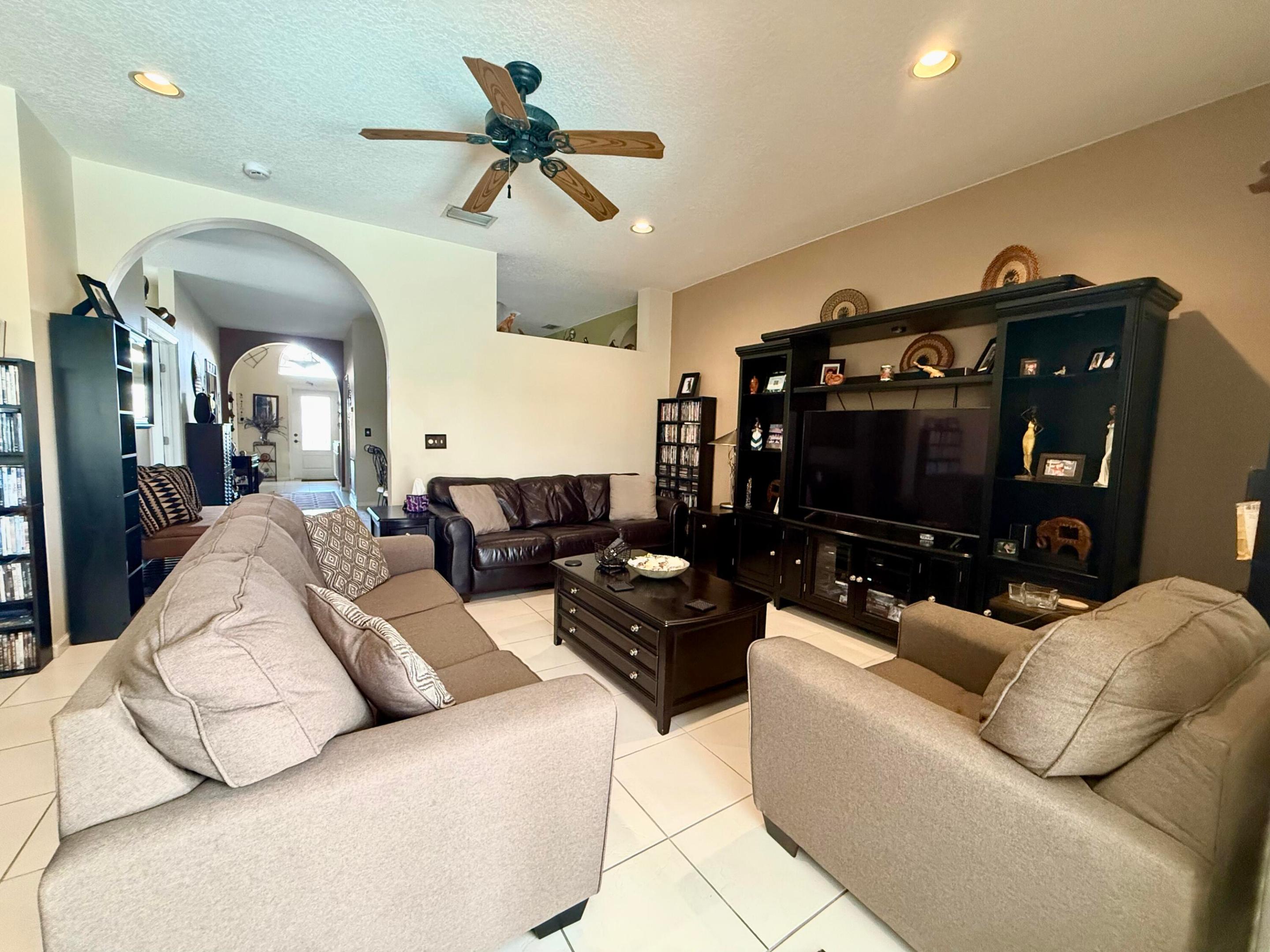 8611 Gold Cay, West Palm Beach FL 33411