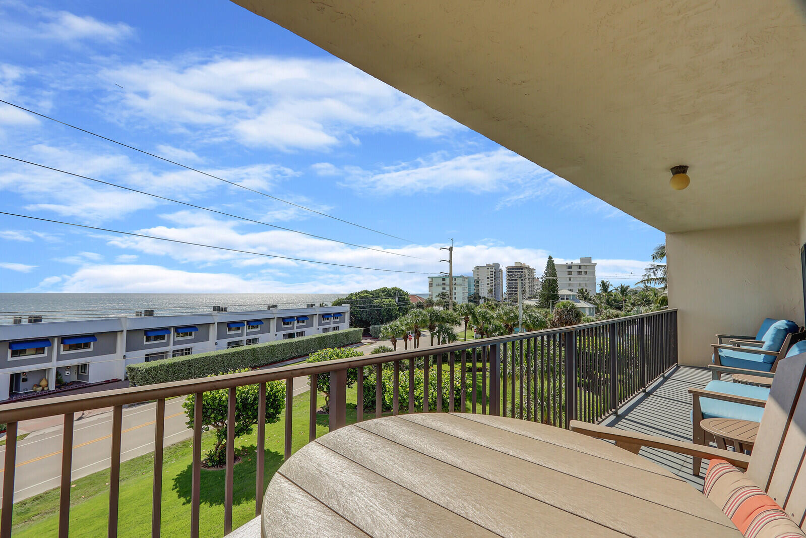 1055 Ocean #403, Juno Beach FL 33408