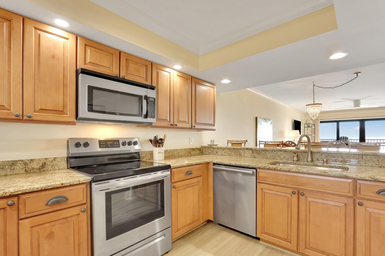 1055 Ocean #403, Juno Beach FL 33408