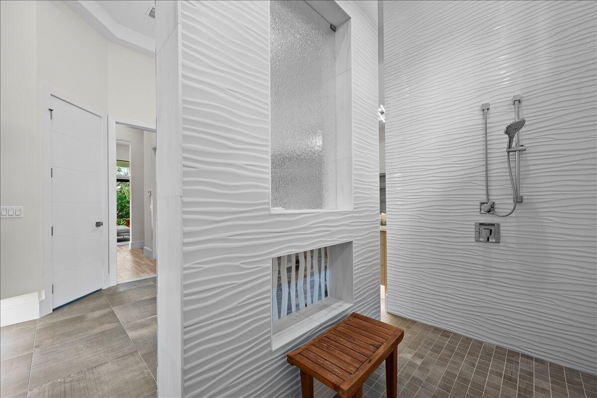187 Shelter, Jupiter FL 33469