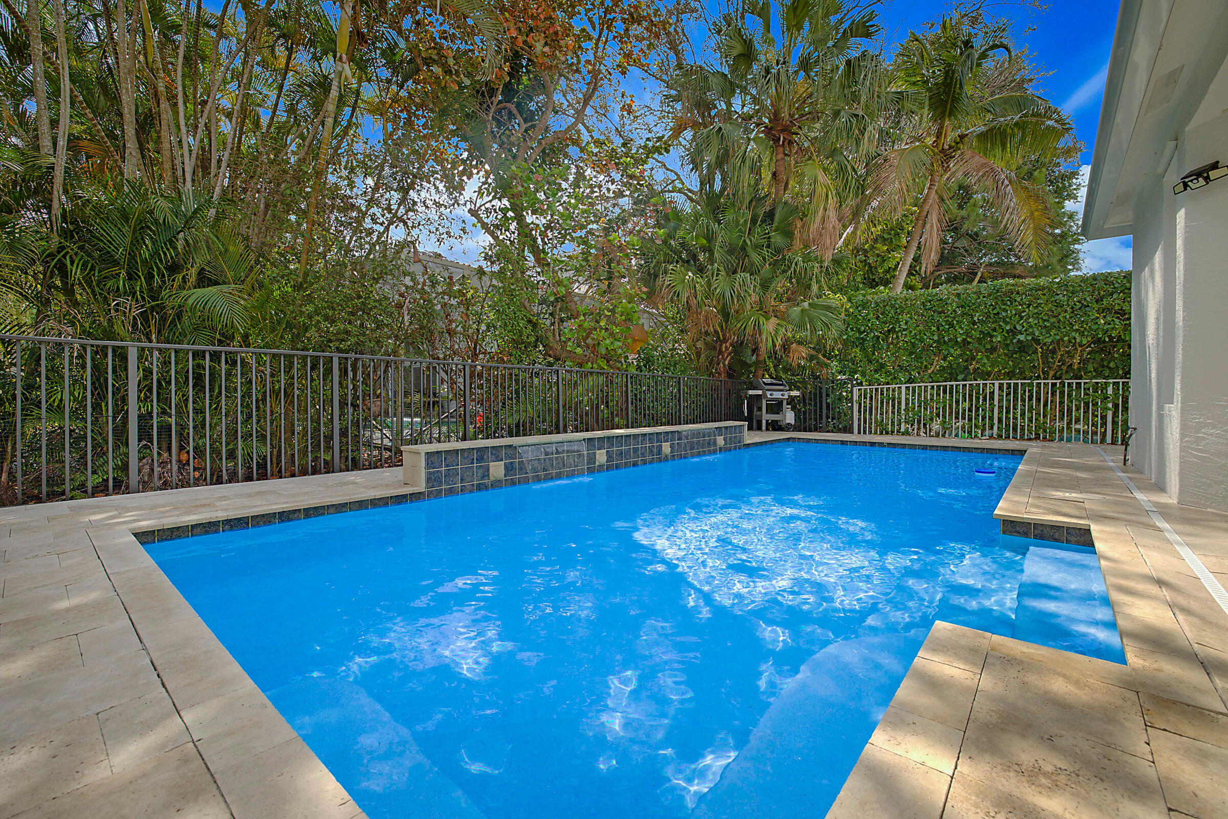 458 Woodview, Palm Beach Gardens FL 33418