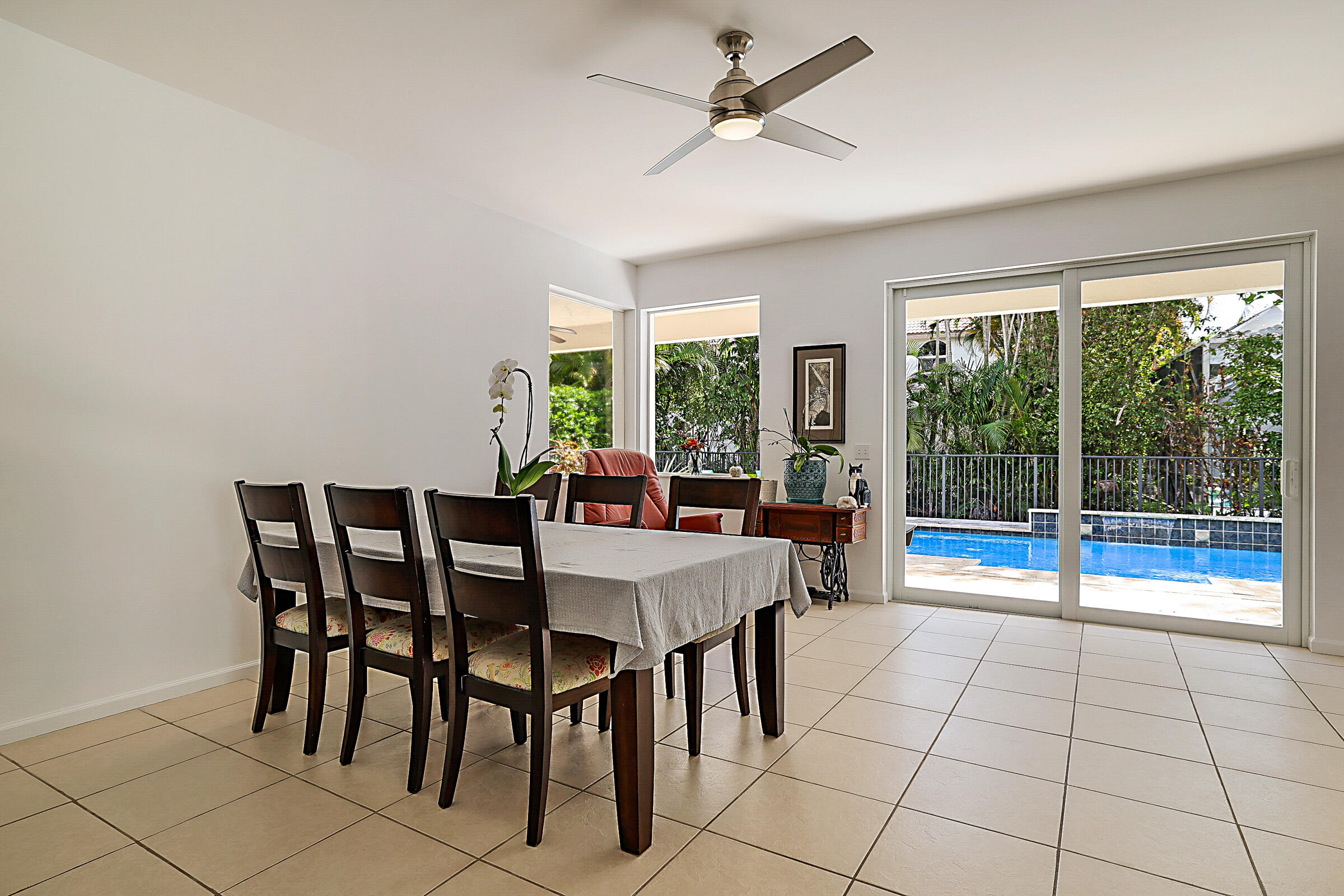 458 Woodview, Palm Beach Gardens FL 33418