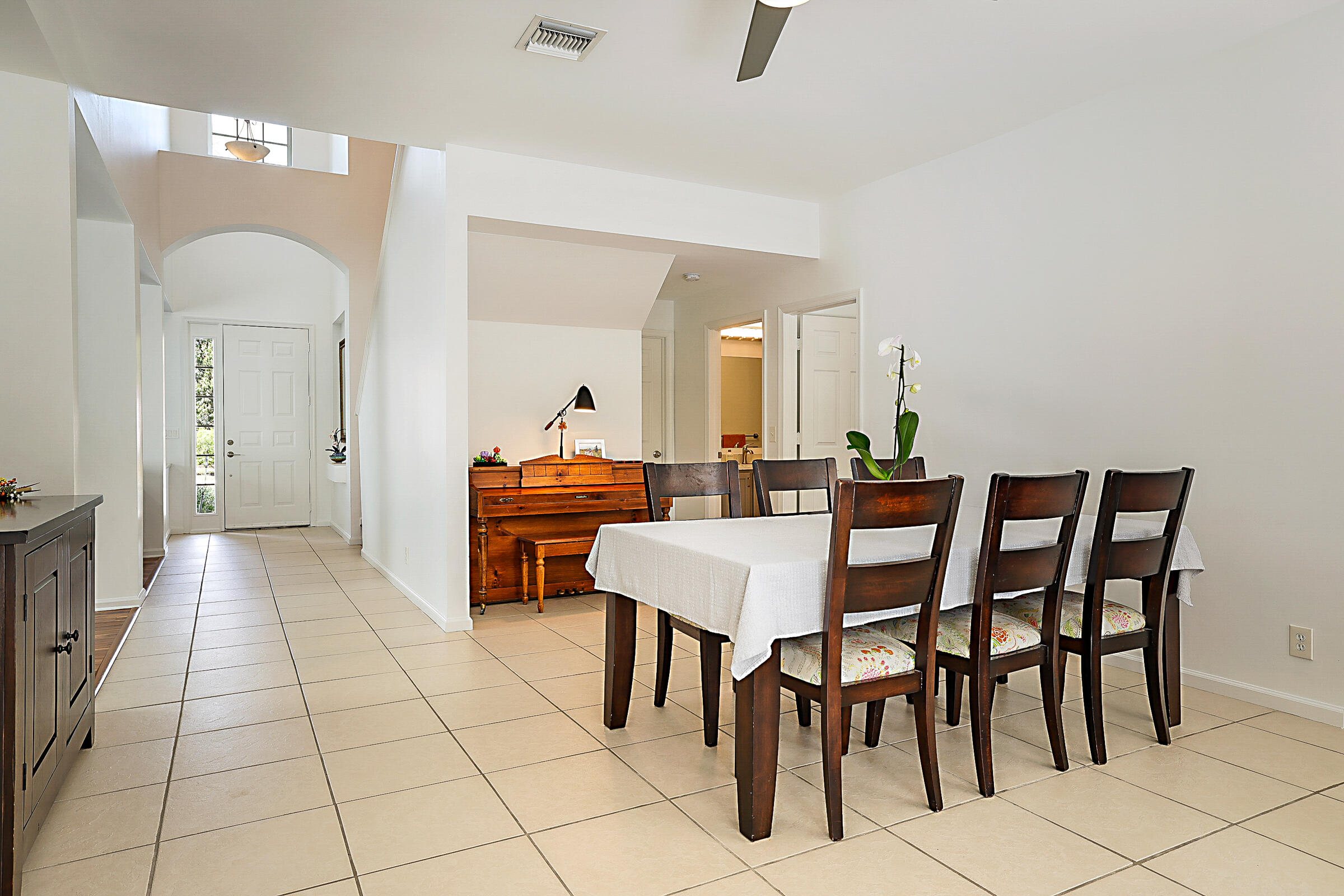 458 Woodview, Palm Beach Gardens FL 33418