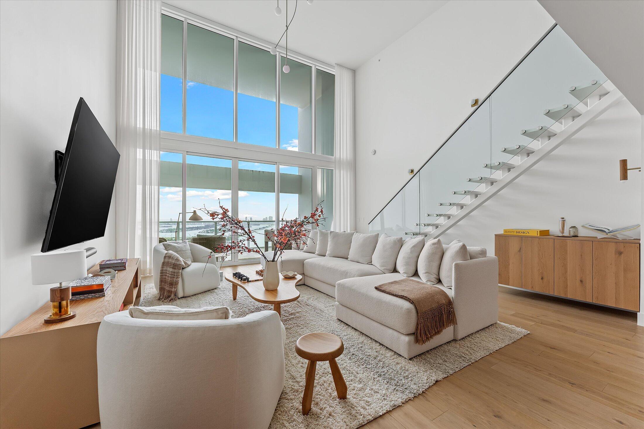 1040 Biscayne #4002, Miami FL 33132