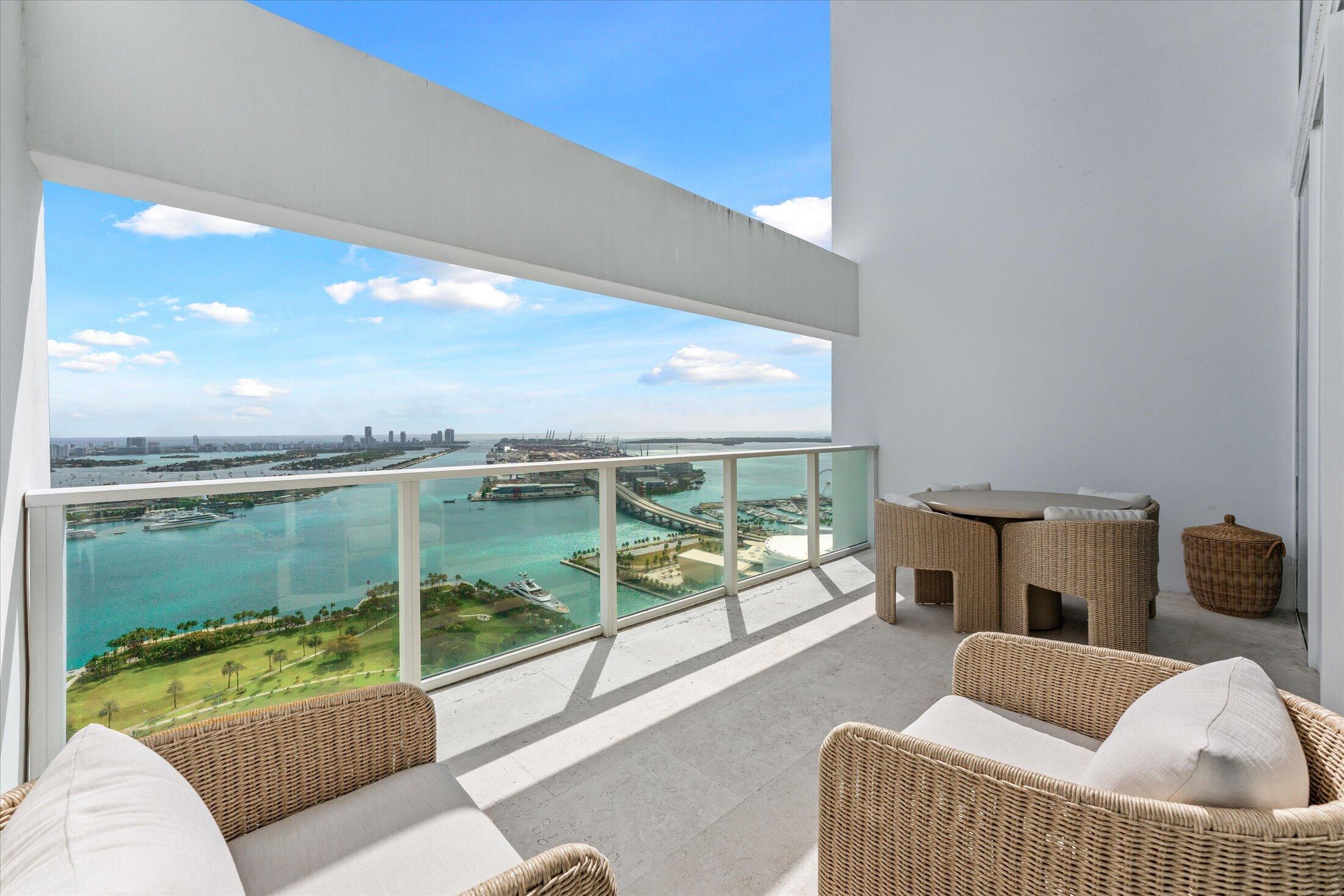 1040 Biscayne #4002, Miami FL 33132