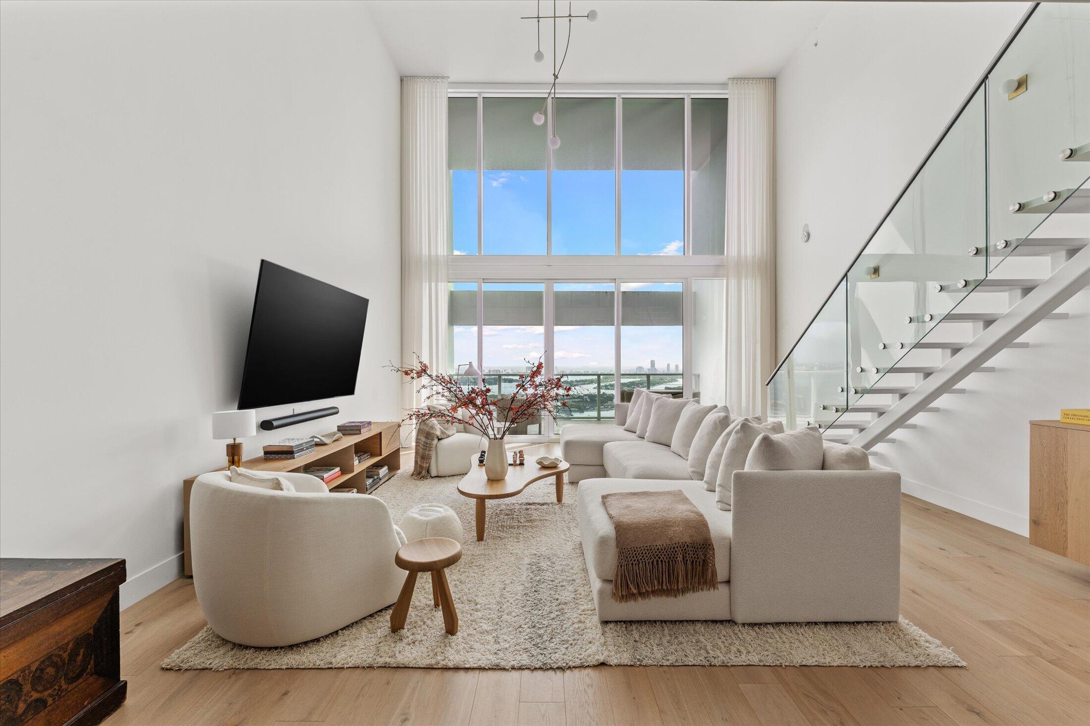 1040 Biscayne #4002, Miami FL 33132