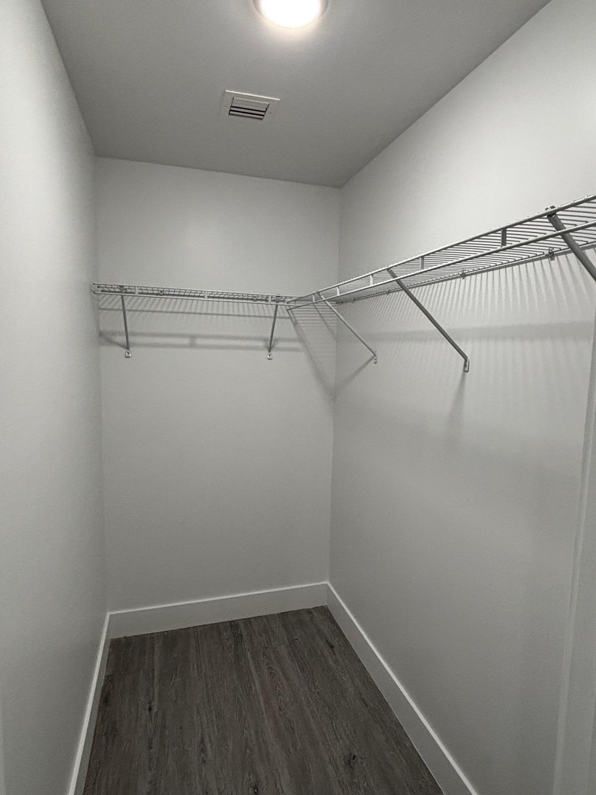 2210 W 5th, Hialeah FL 33010
