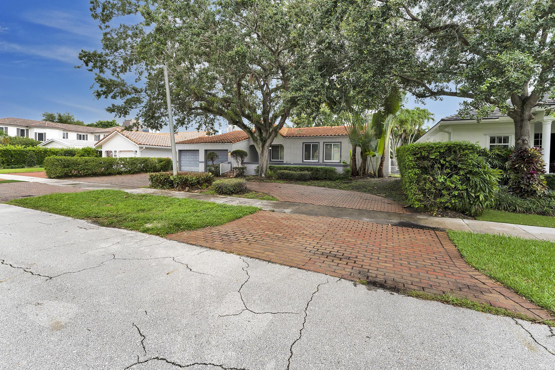 805 SE 10th, Fort Lauderdale FL 33316