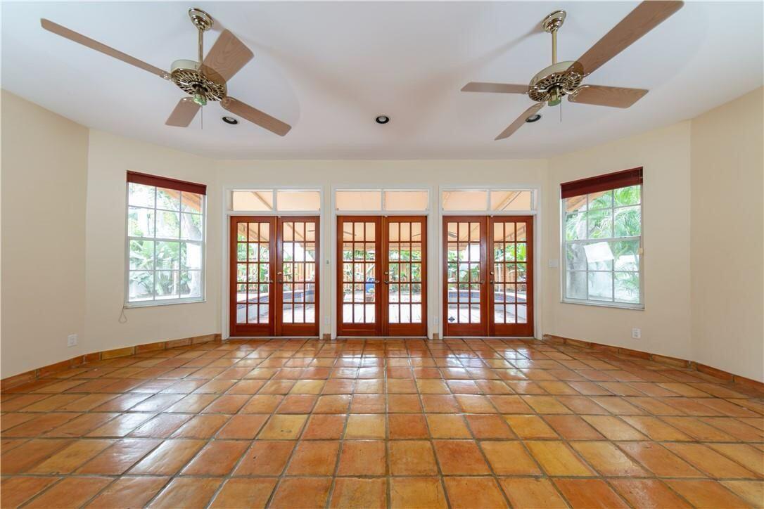 805 SE 10th, Fort Lauderdale FL 33316