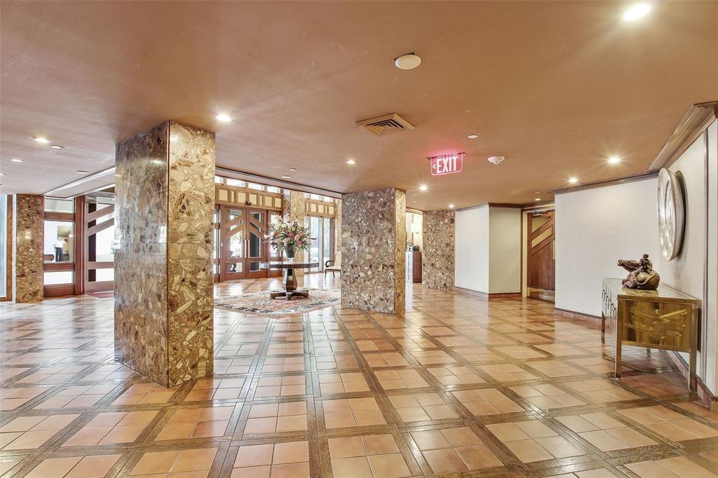 520 Brickell Key #A200, Miami FL 33131