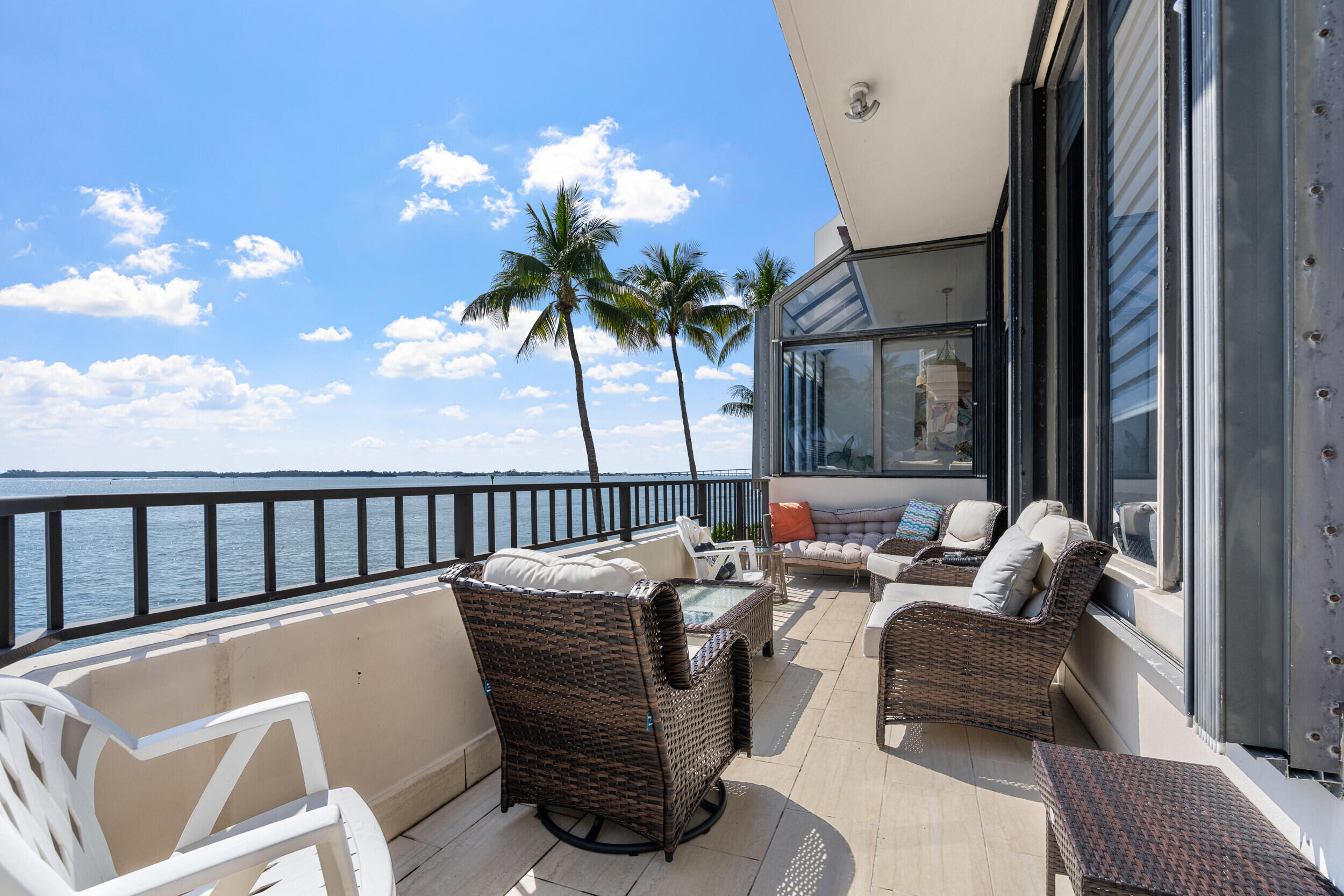 520 Brickell Key #A200, Miami FL 33131